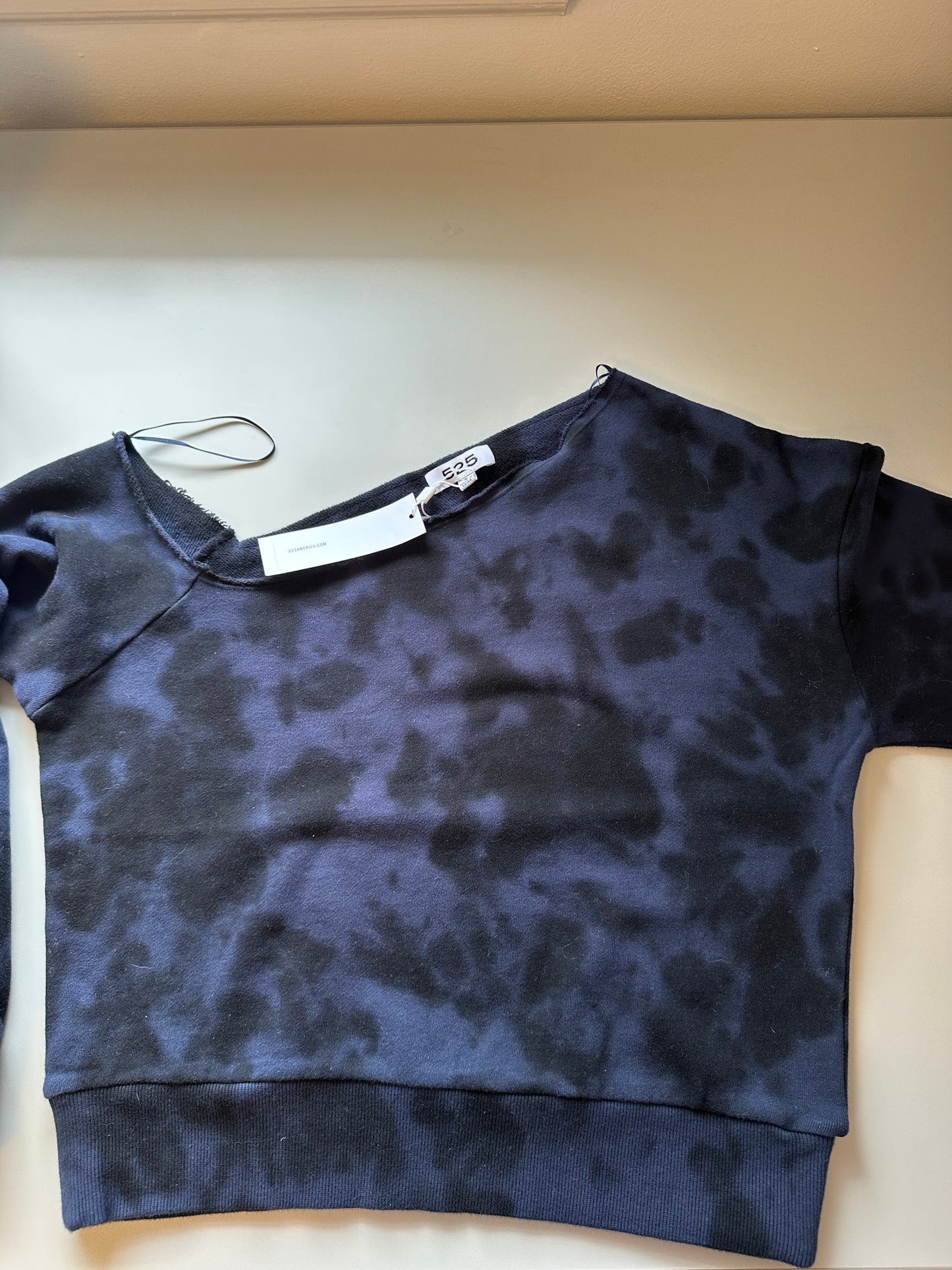 NWT 525 America Off The Shoulder Indigo Blue Tie Dye Sweatshirt | Size Small