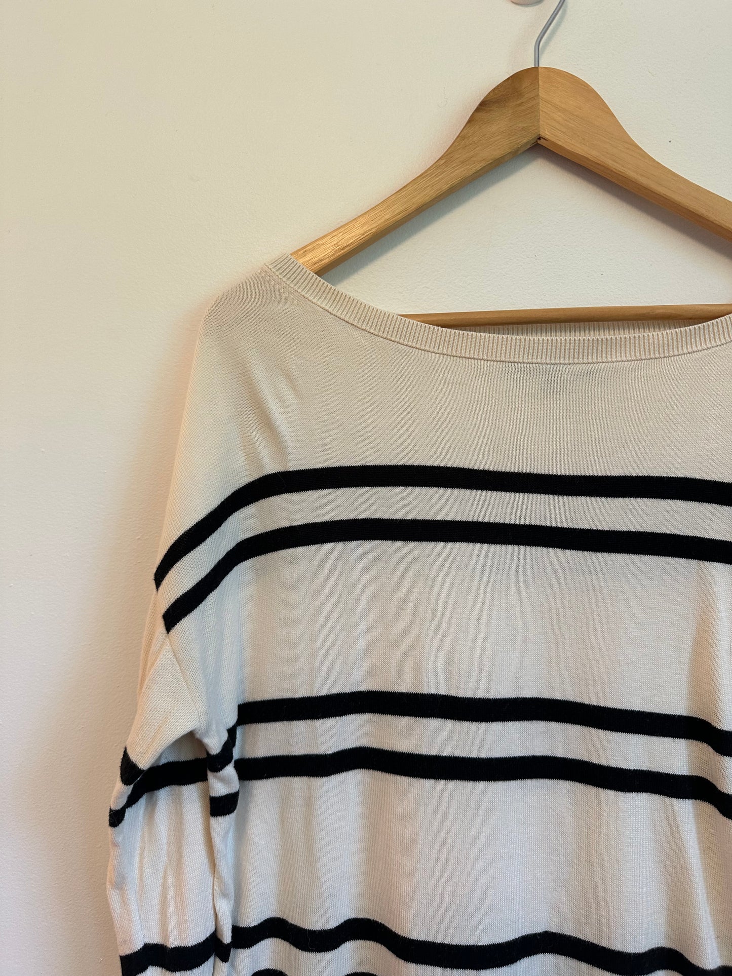Banana Republic Cream and Black Striped Boatneck Sweater | Size Medium