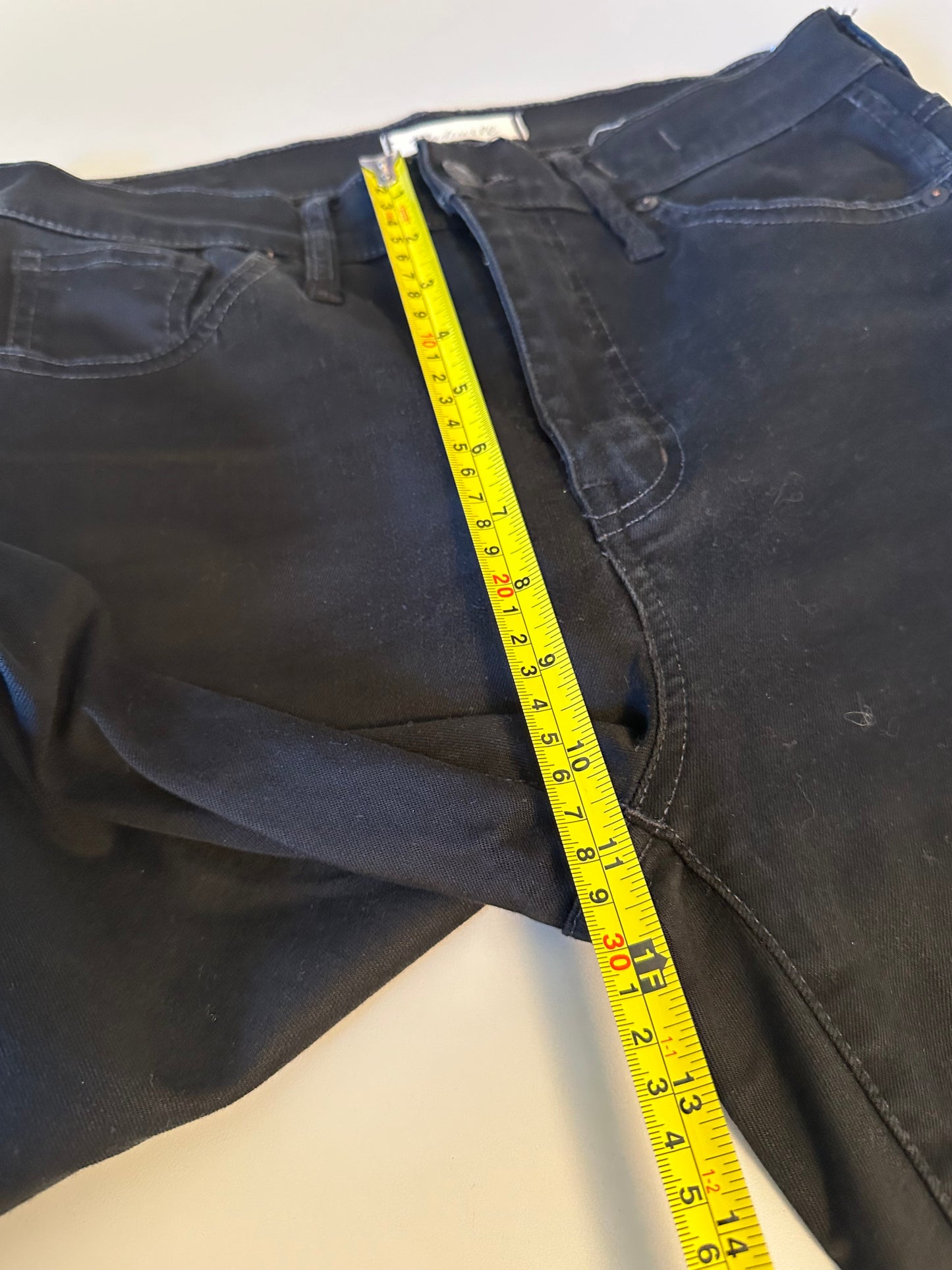 Madewell 10' High-Rise Skinny Jeans in Black Denim | Size 29