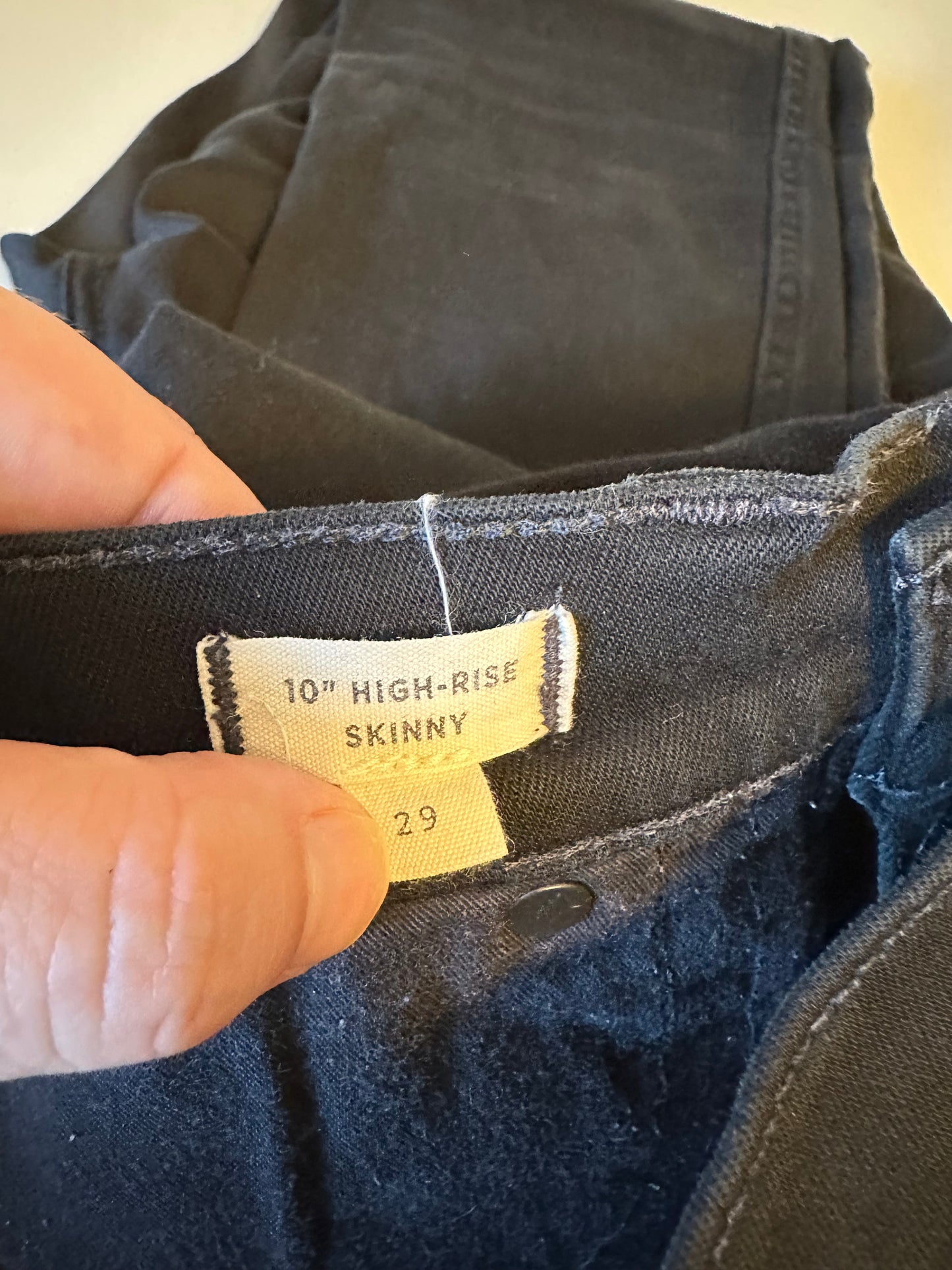 Madewell 10' High-Rise Skinny Jeans in Black Denim | Size 29