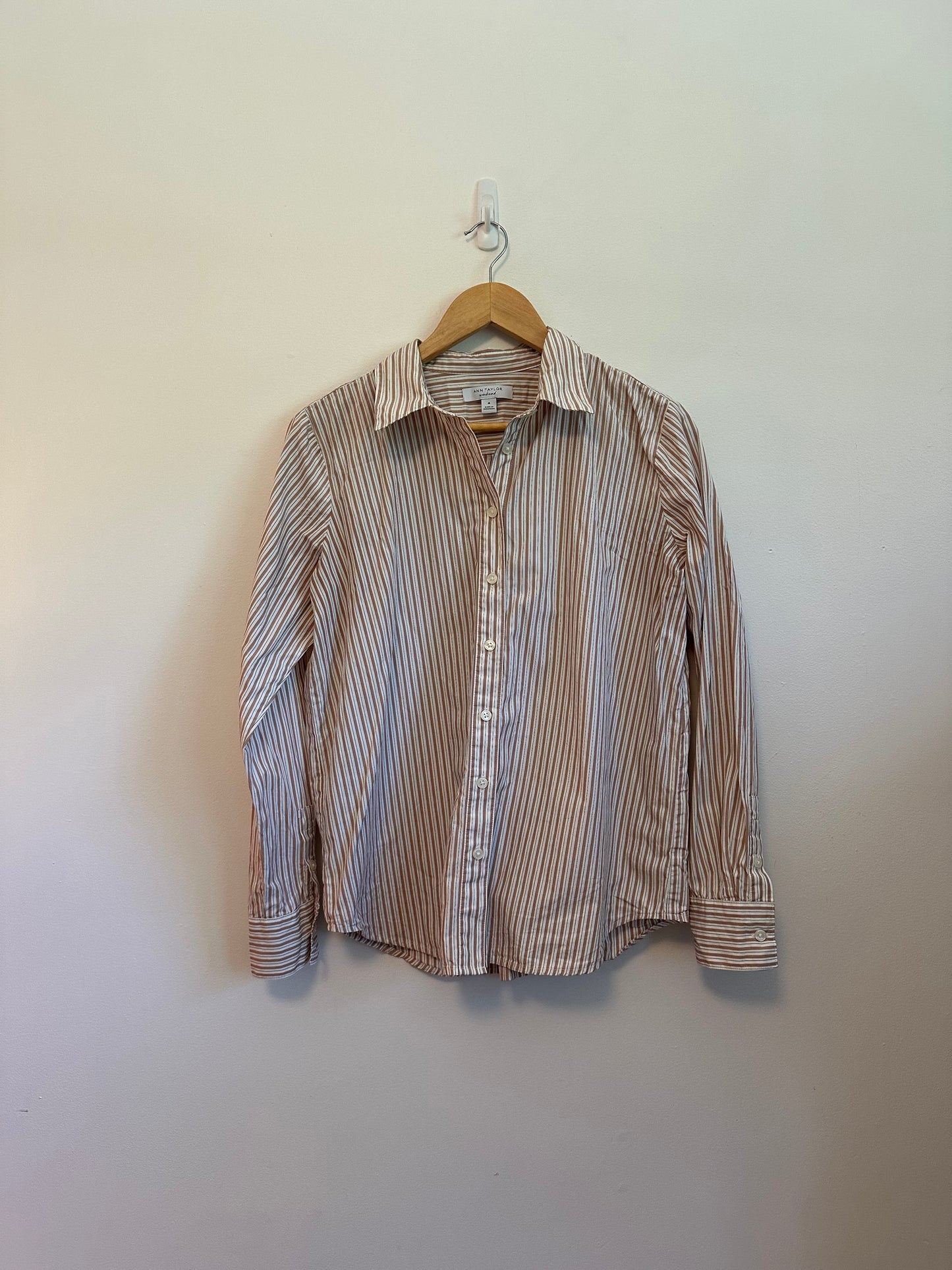 Ann Taylor Tan and White Striped Cotton Button Down Shirt | Size Medium