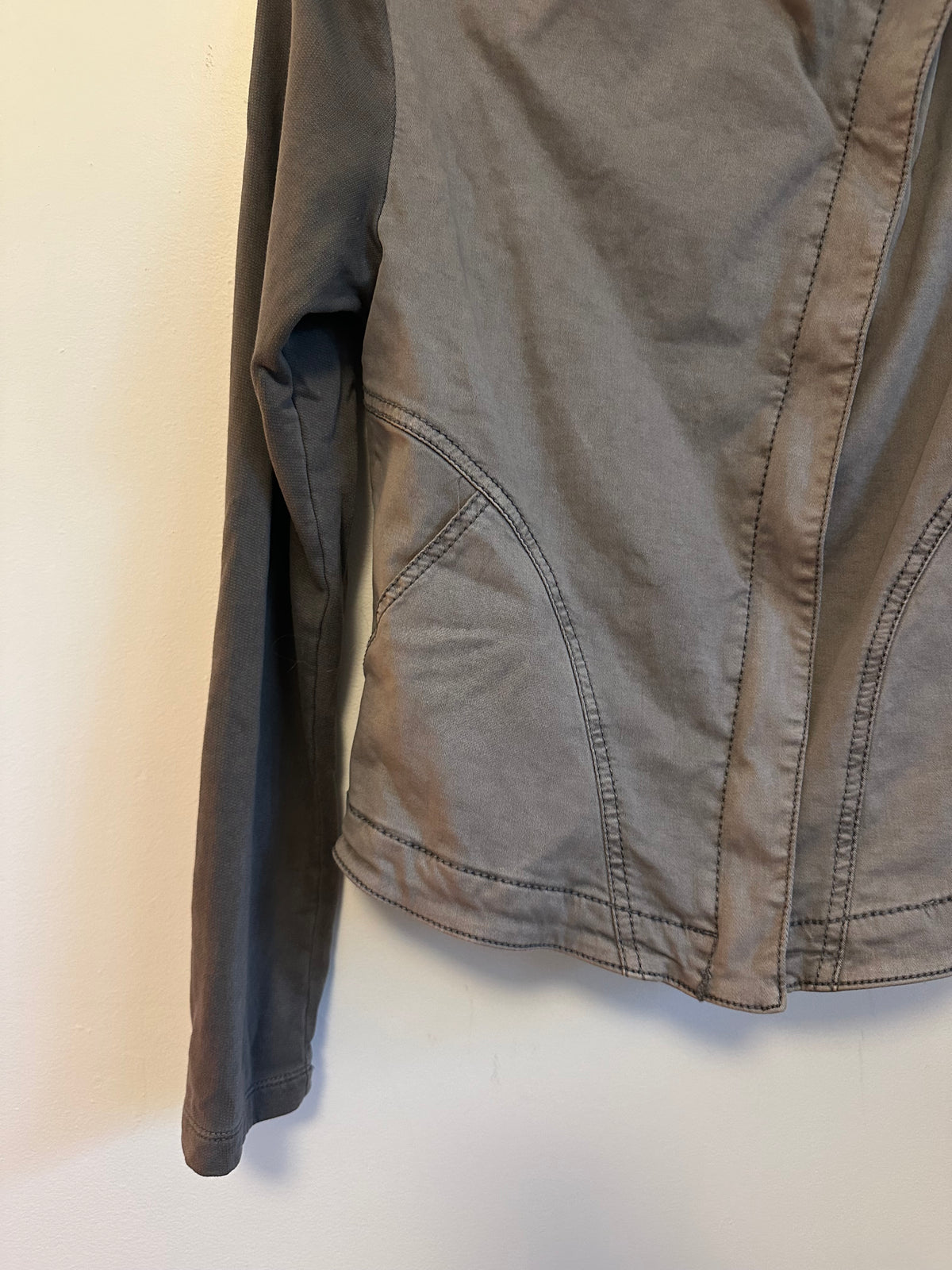 Marrakech Gray Asymmetrical Zip Mixed Media Moto Jacket | Size Medium