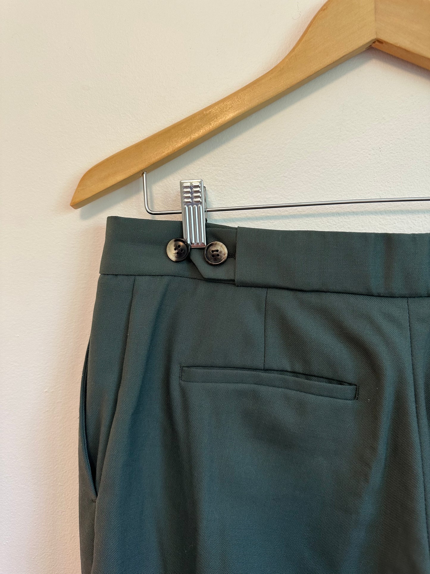 Reiss Forest Green Tailored Slim Leg Ankle Trousers | Size 8