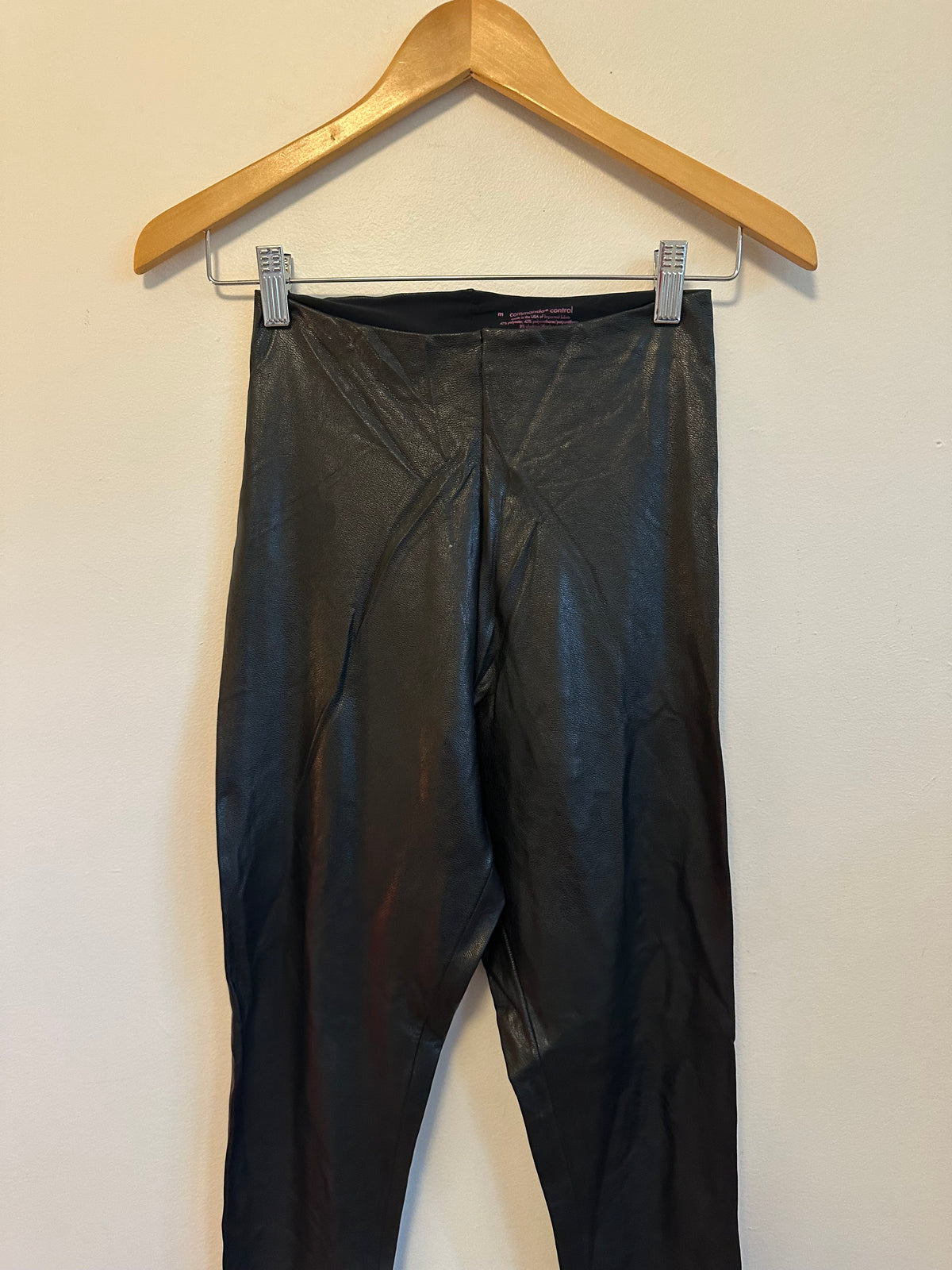 Commando Faux Leather Black High Rise Control Leggings | Size Medium