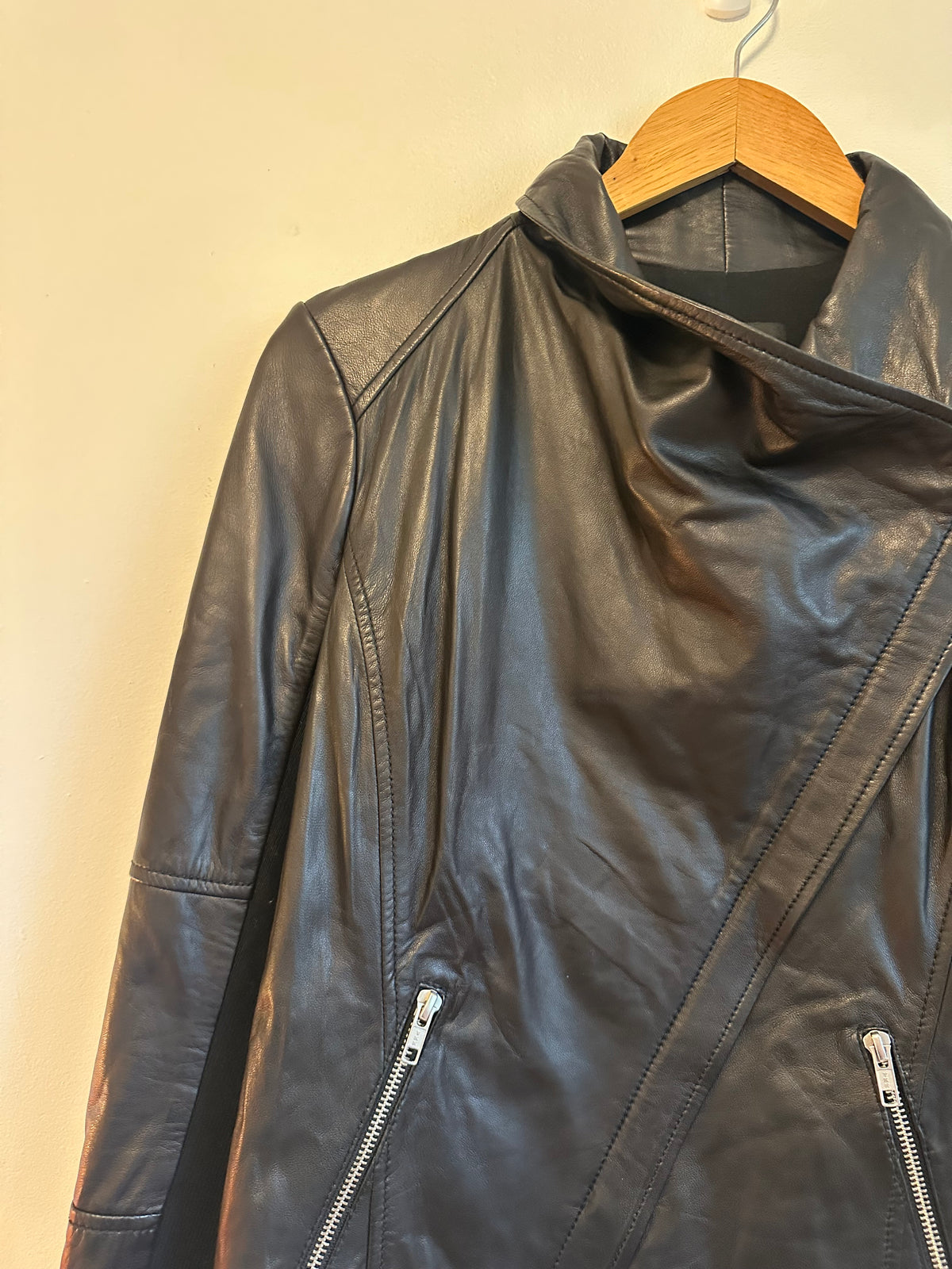 NWT Trouve Black Leather Asymmetric Moto Jacket | Size Small