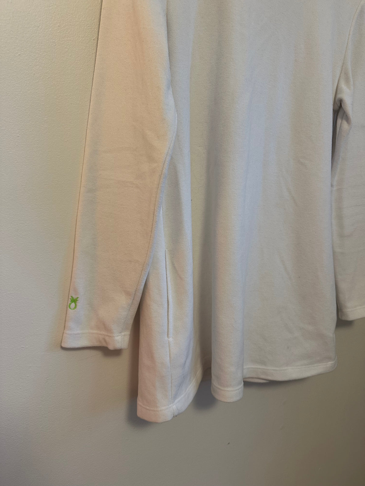 Dudley Stephens White Vello Fleece Turtleneck Tunic Top | Size Medium