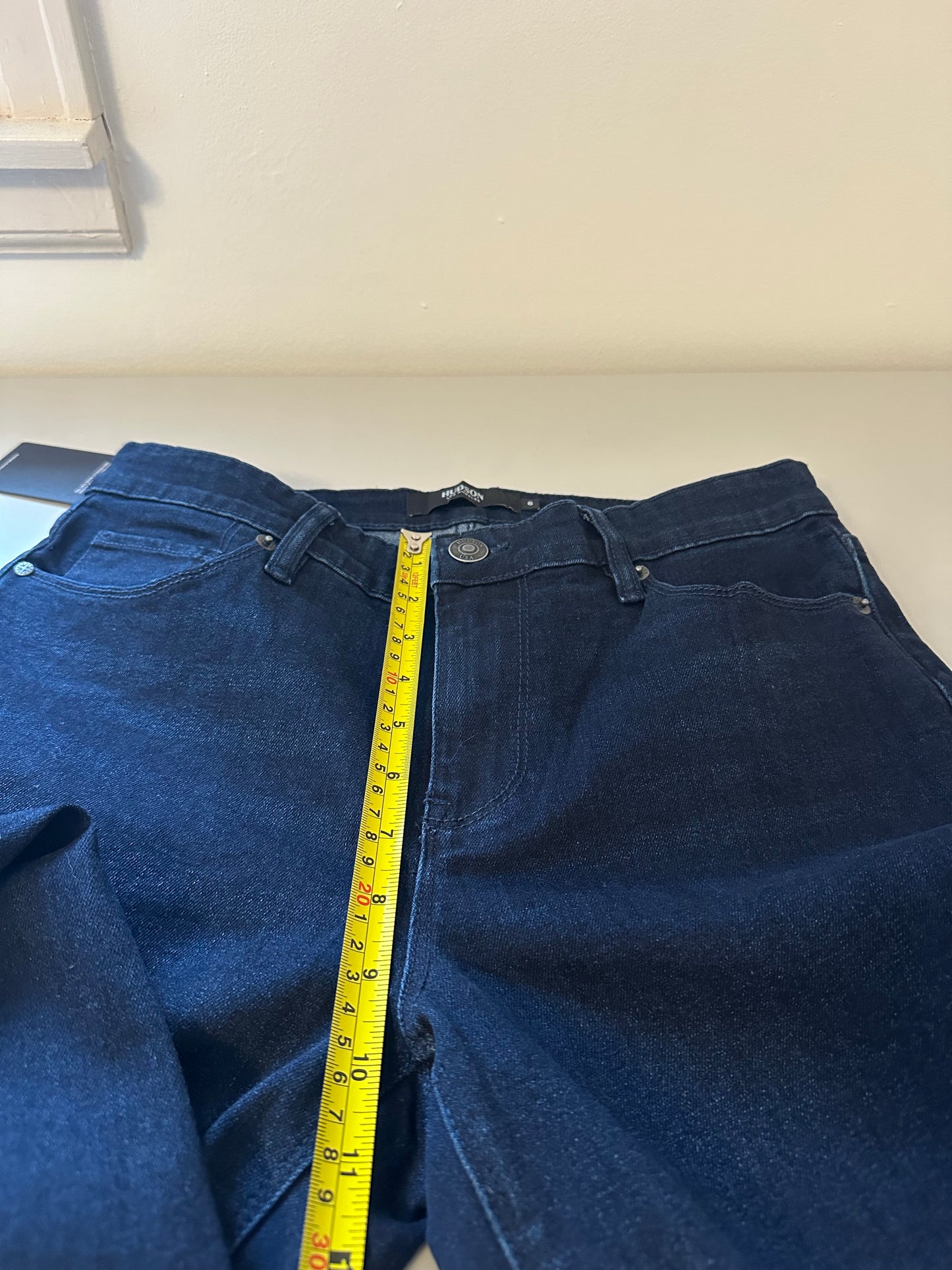 Hudson NWT Straight Leg Mid Rise Dark Wash Jeans | Size 8