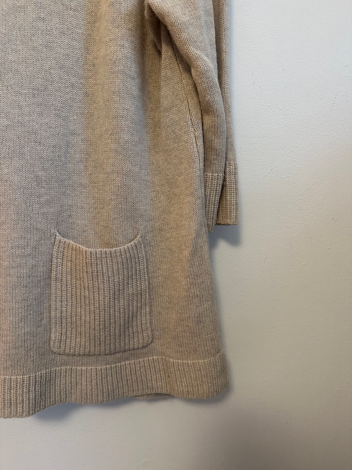 Claudia Nichole Merino Wool Cashmere Turtleneck Sweater in Beige | Size Small