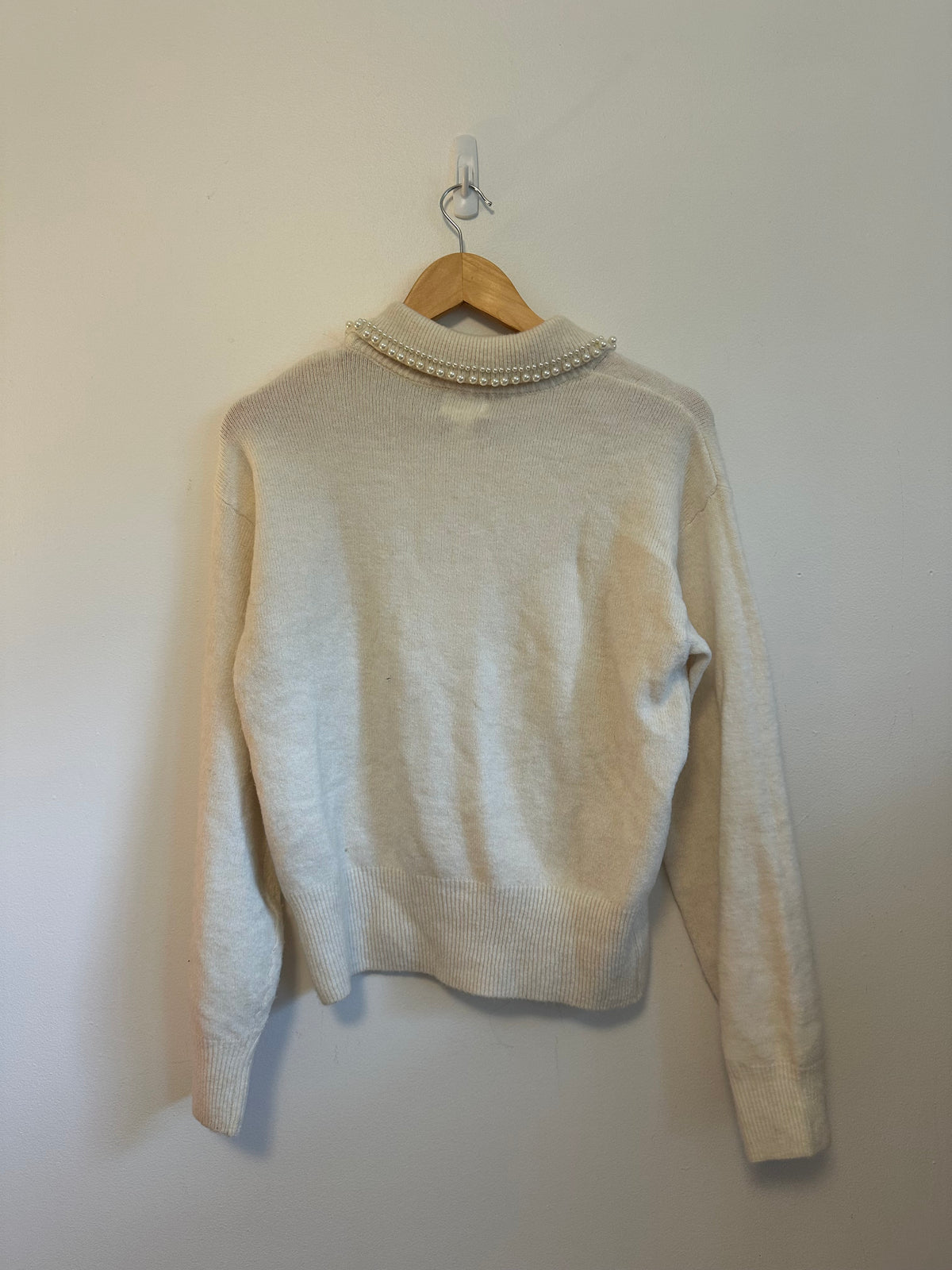 Zara Off White Faux Pearl Embellished Collar Knit Sweater | Size Medium