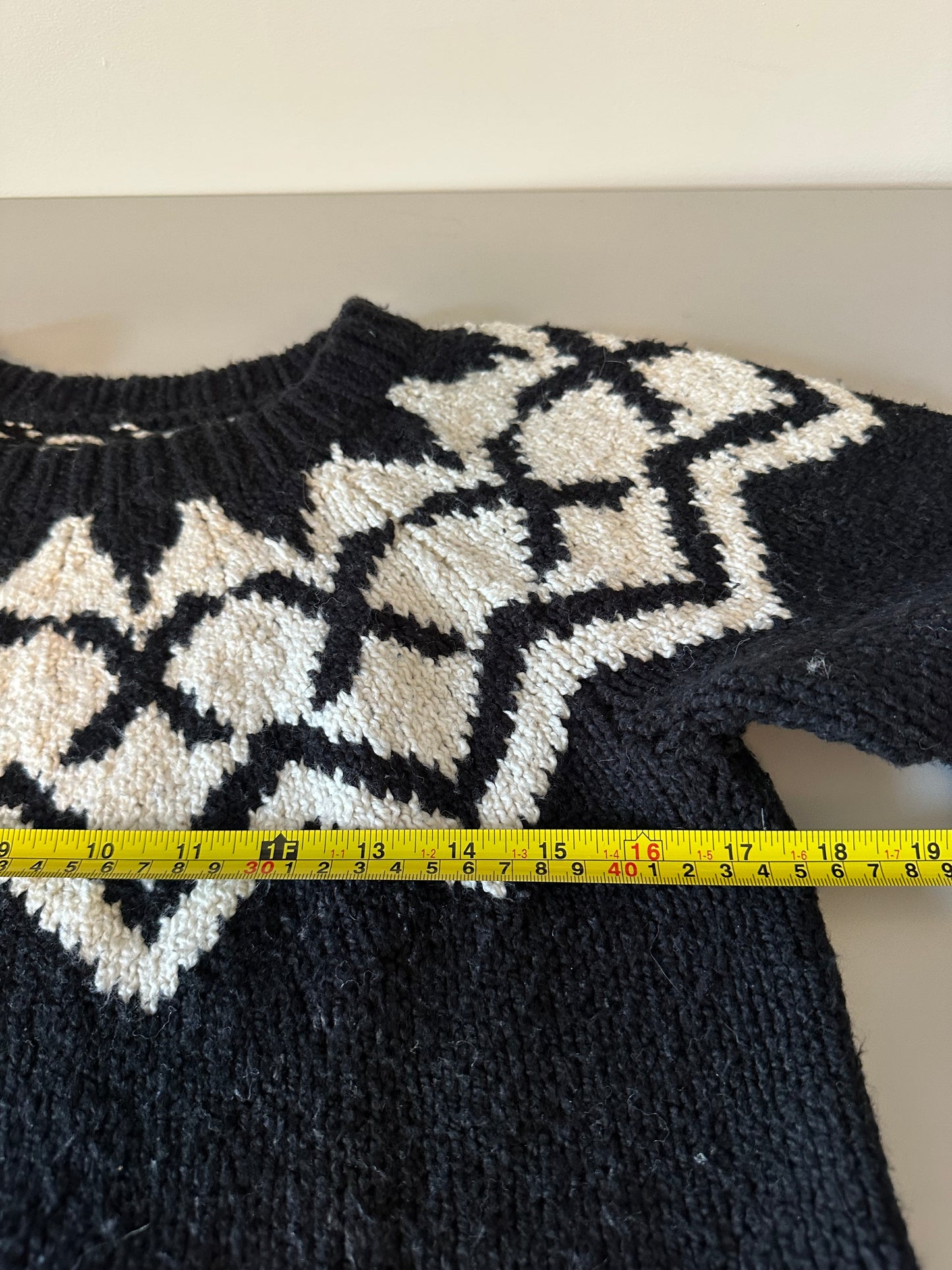 Velvet by Graham & Spencer Robyn Fair Isle Sweater | Size Medium