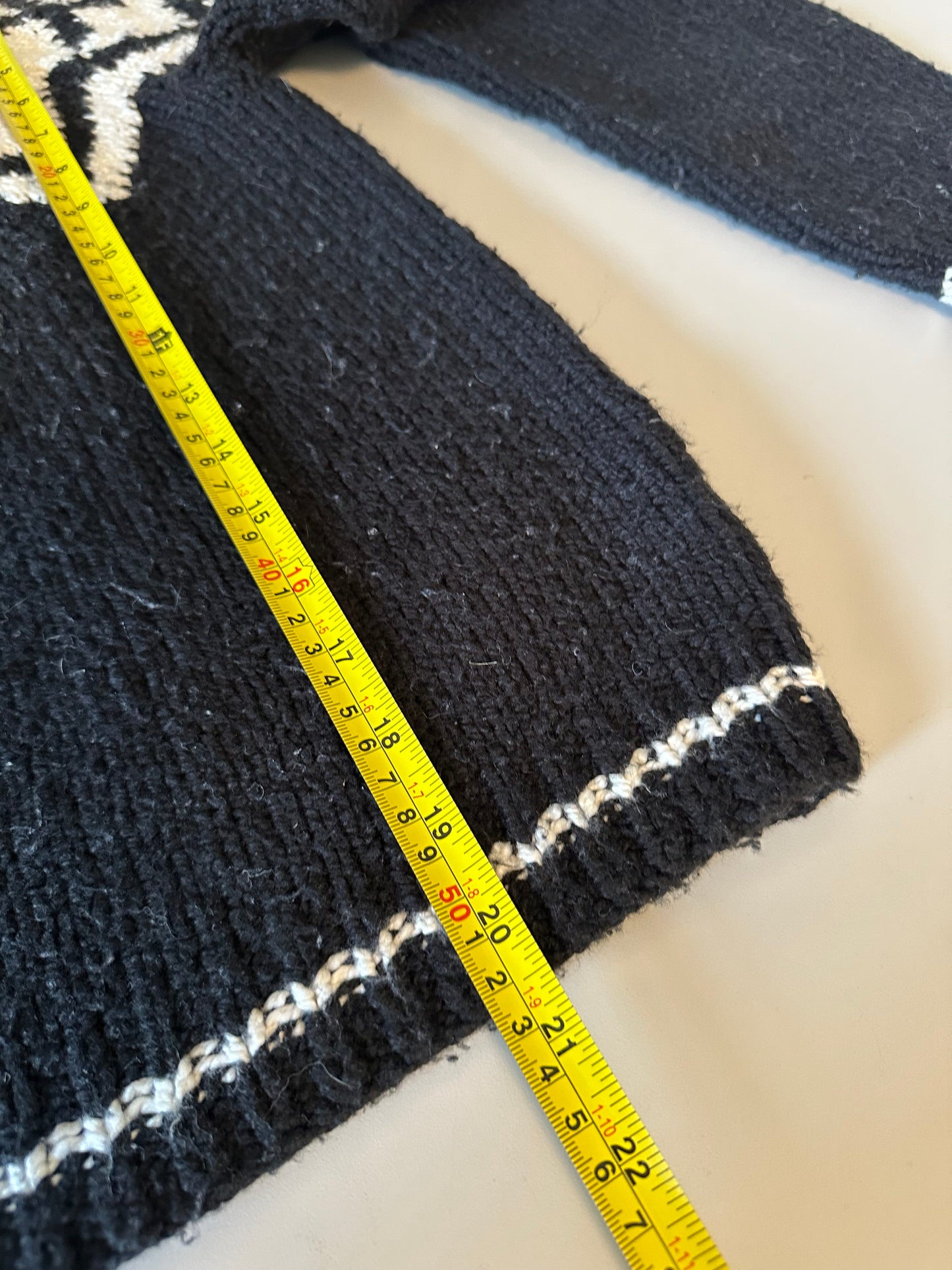 Velvet by Graham & Spencer Robyn Fair Isle Sweater | Size Medium