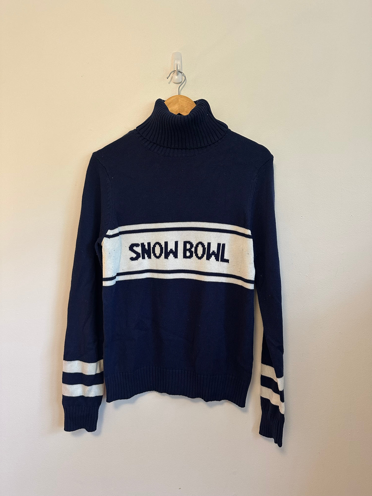 Ellsworth + Ivey Middlebury Snow Bowl Turtleneck Sweater in Navy Blue | Size Medium
