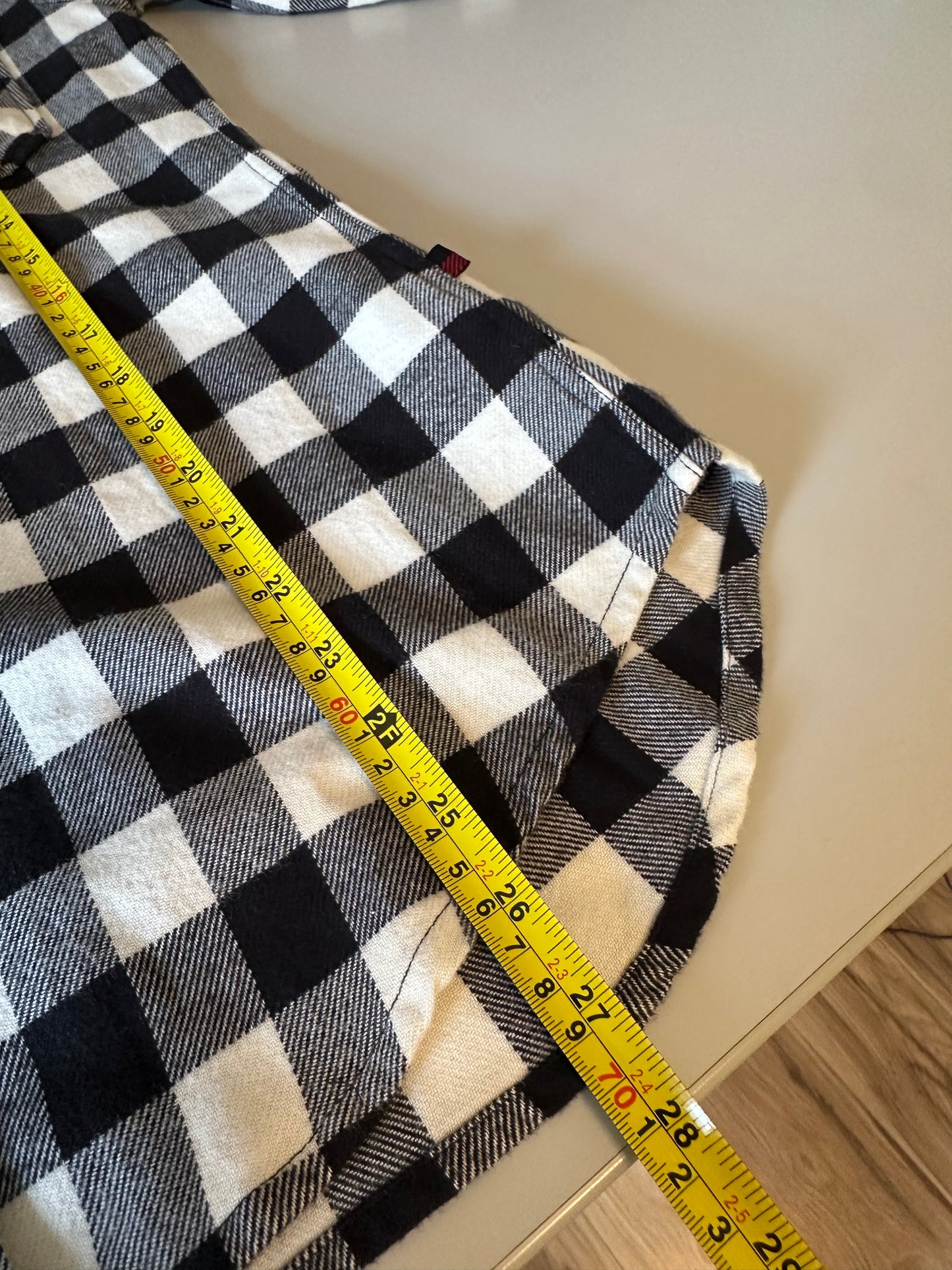 Woolrich Black and White Buffalo Check Flannel Plaid Shirt | Size Small