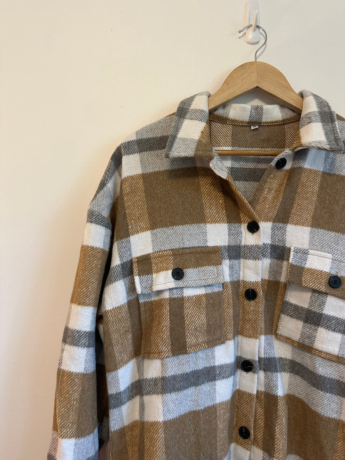 Tan and White Plaid Oversized Button Down Shirt Jacket | Size Medium