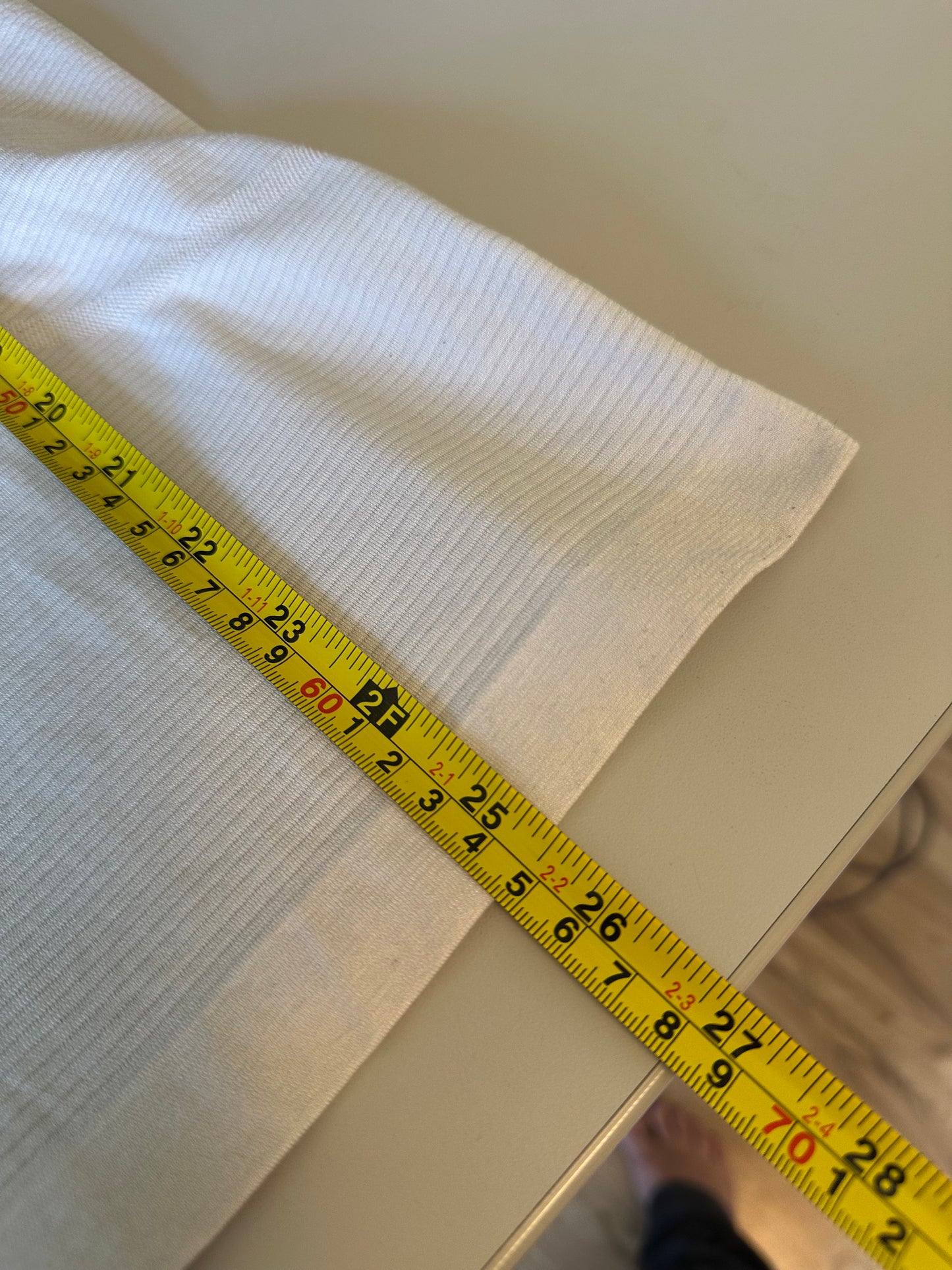 Lululemon Swiftly Tech Long Sleeve 2.0 Shirt in White Stripe | Size 8