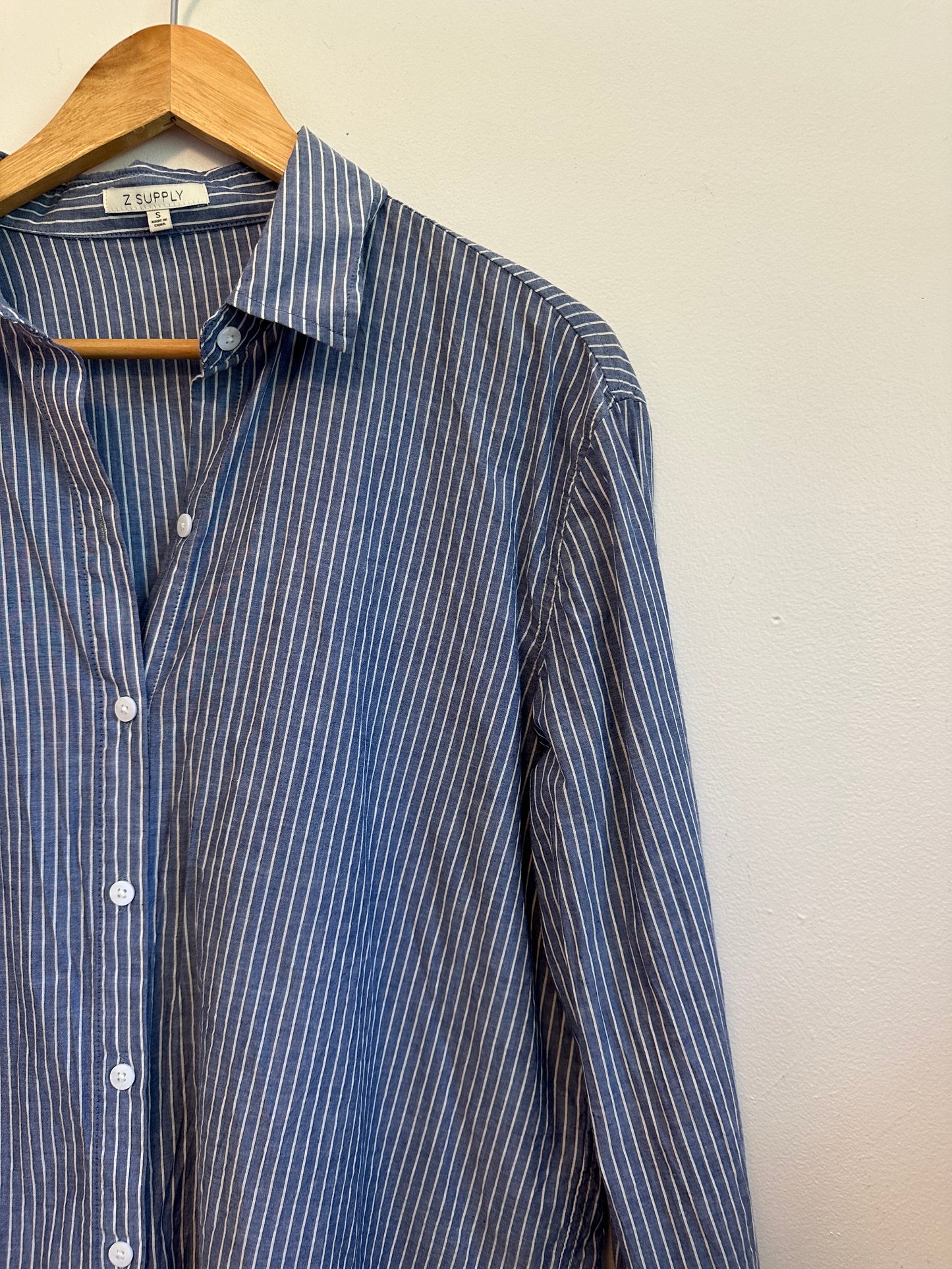 Z Supply Melody Striped Button Down Shirt in Blue and White Cotton | Size Small