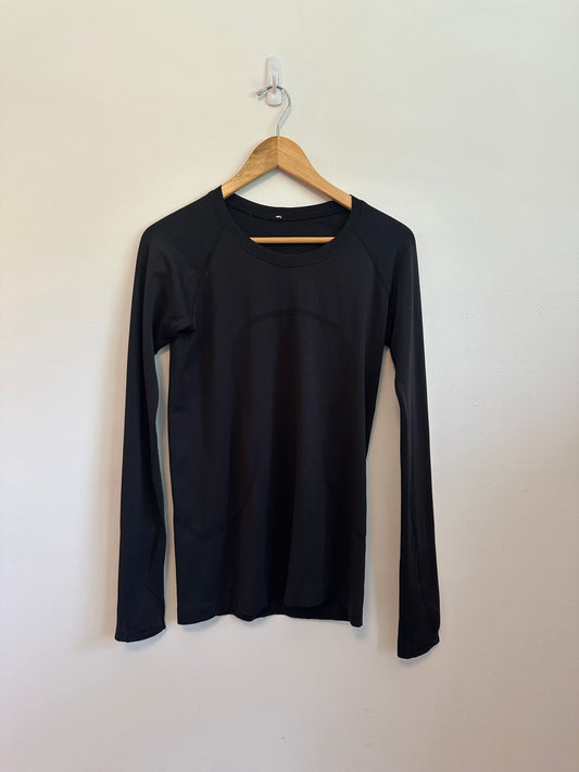 Lululemon Swiftly Tech Long Sleeve Crew Neck in Black | Size 8