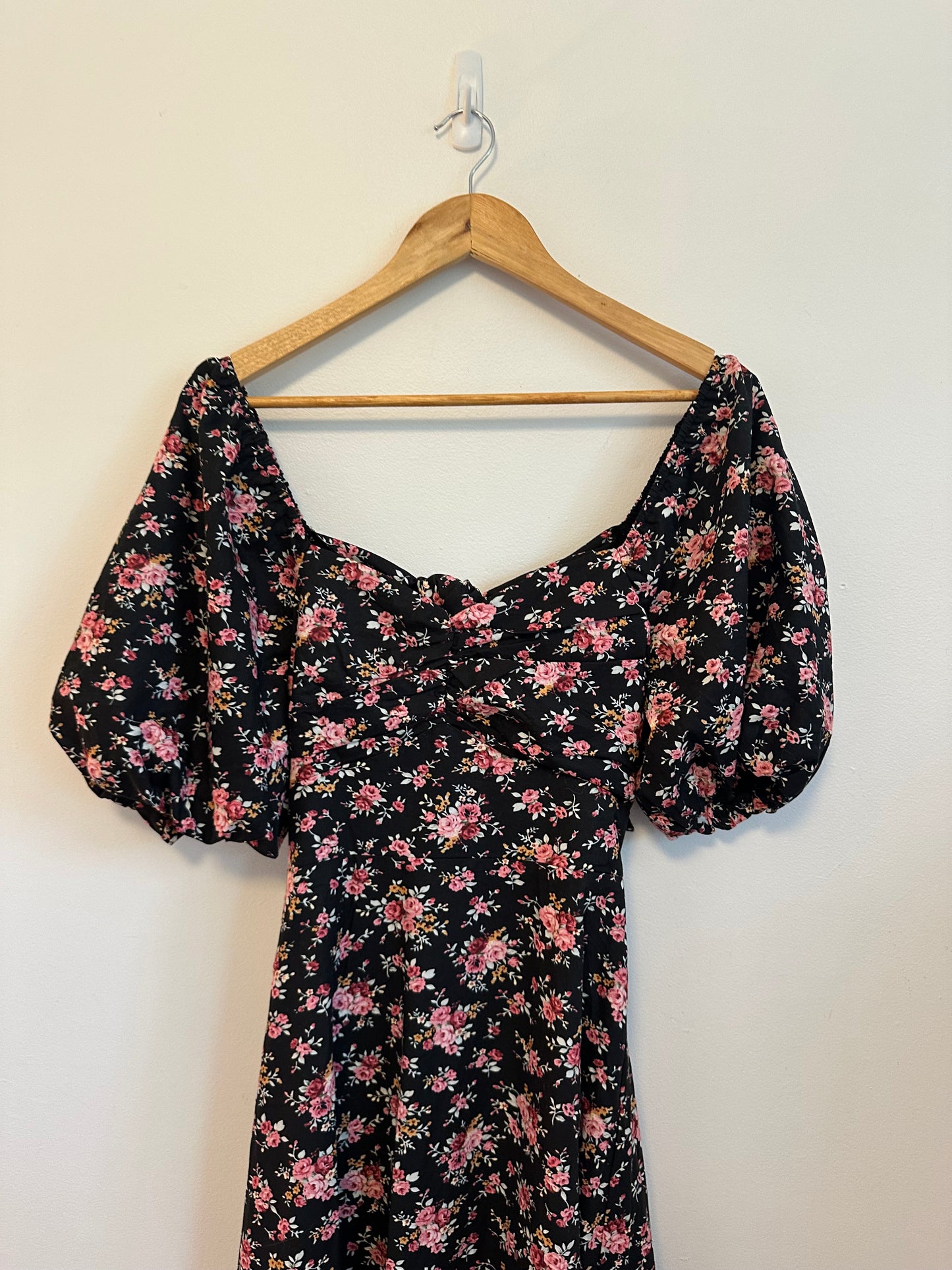 Tuckernuck Hyacinth House Floral Puff Sleeve Tie Back Maxi Dress | Size XS