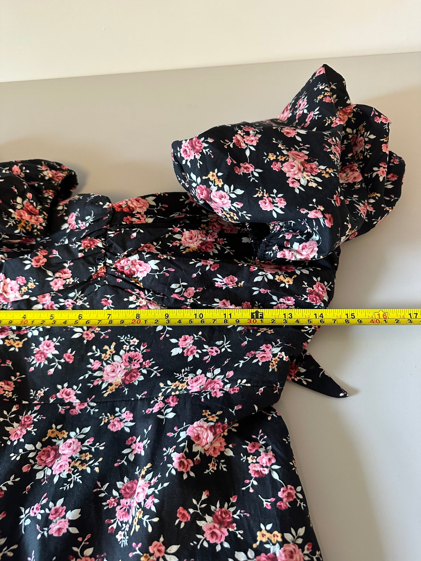 Tuckernuck Hyacinth House Floral Puff Sleeve Tie Back Maxi Dress | Size XS