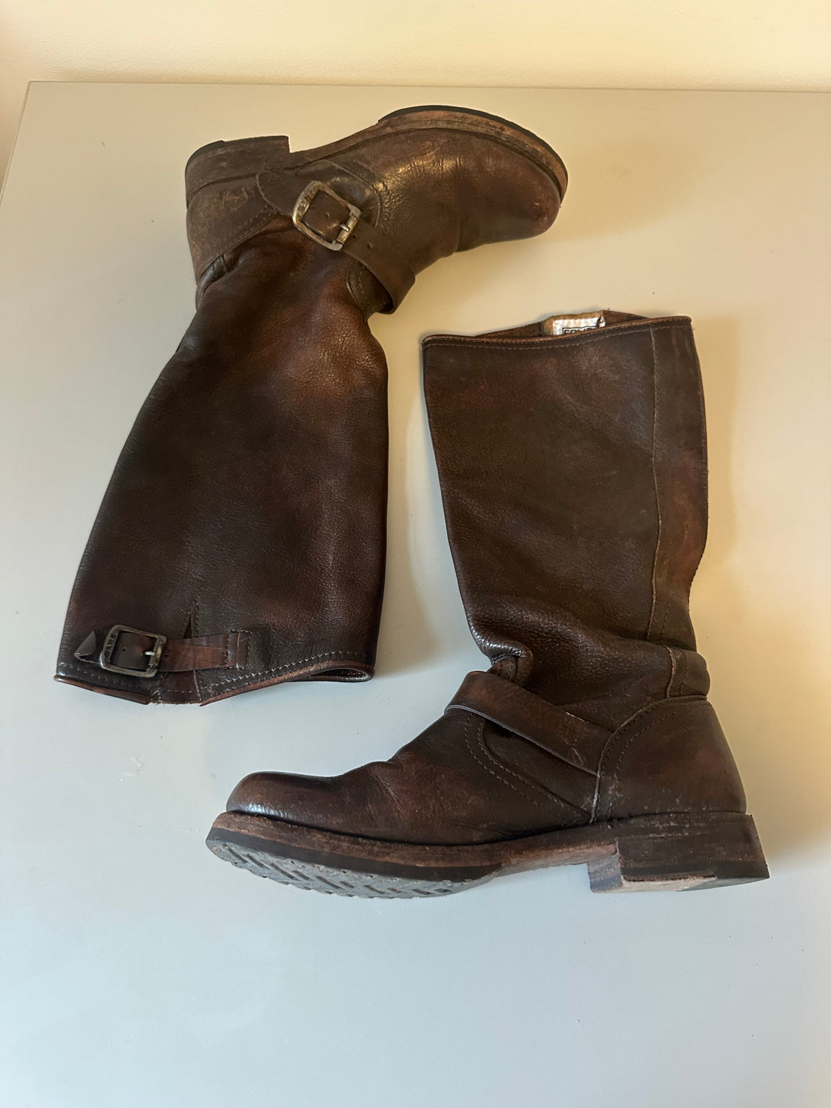 Frye Engineer 12R Boots in Dark Brown Leather | Size 7