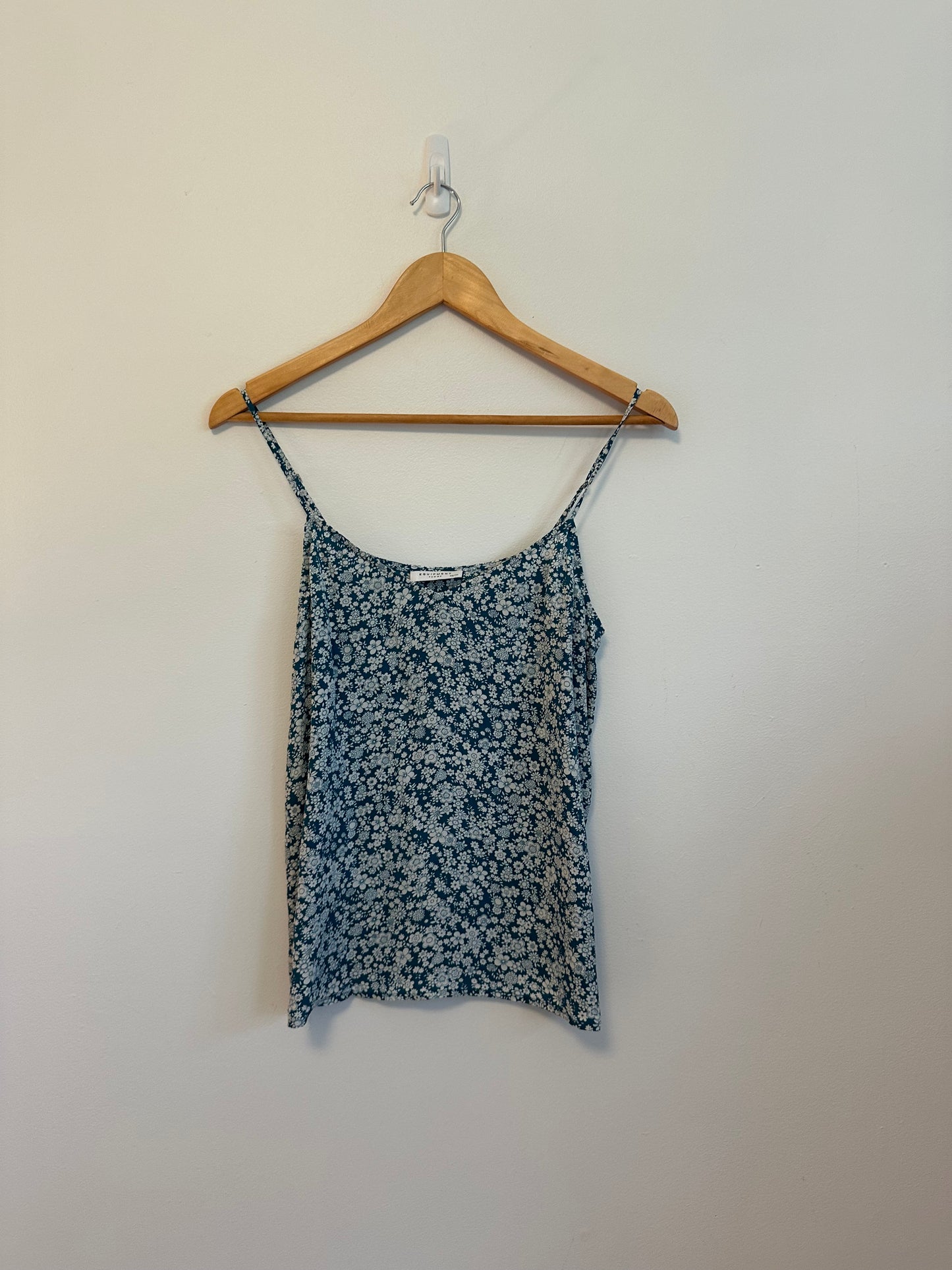 Equipment Femme Teal Blue White Floral 100% Silk Camisole Top | Size XS
