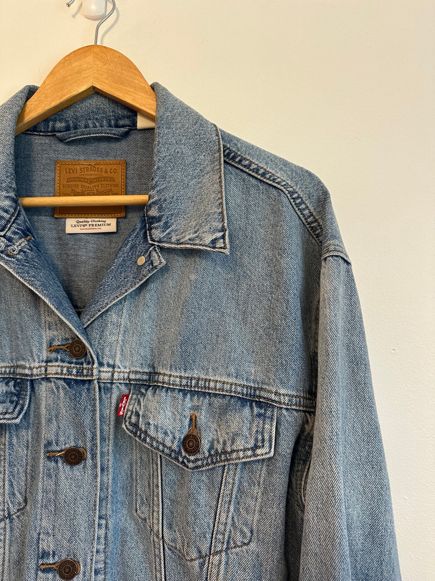 Levi's Premium Light Wash Denim Oversized Jean Jacket
