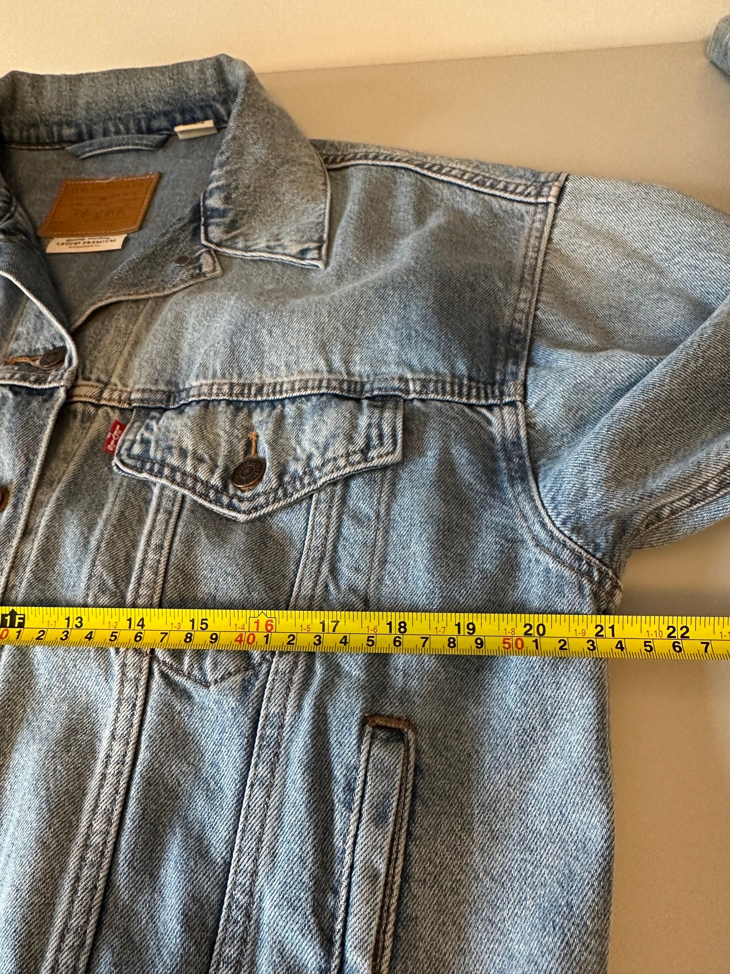 Levi's Premium Light Wash Denim Oversized Jean Jacket