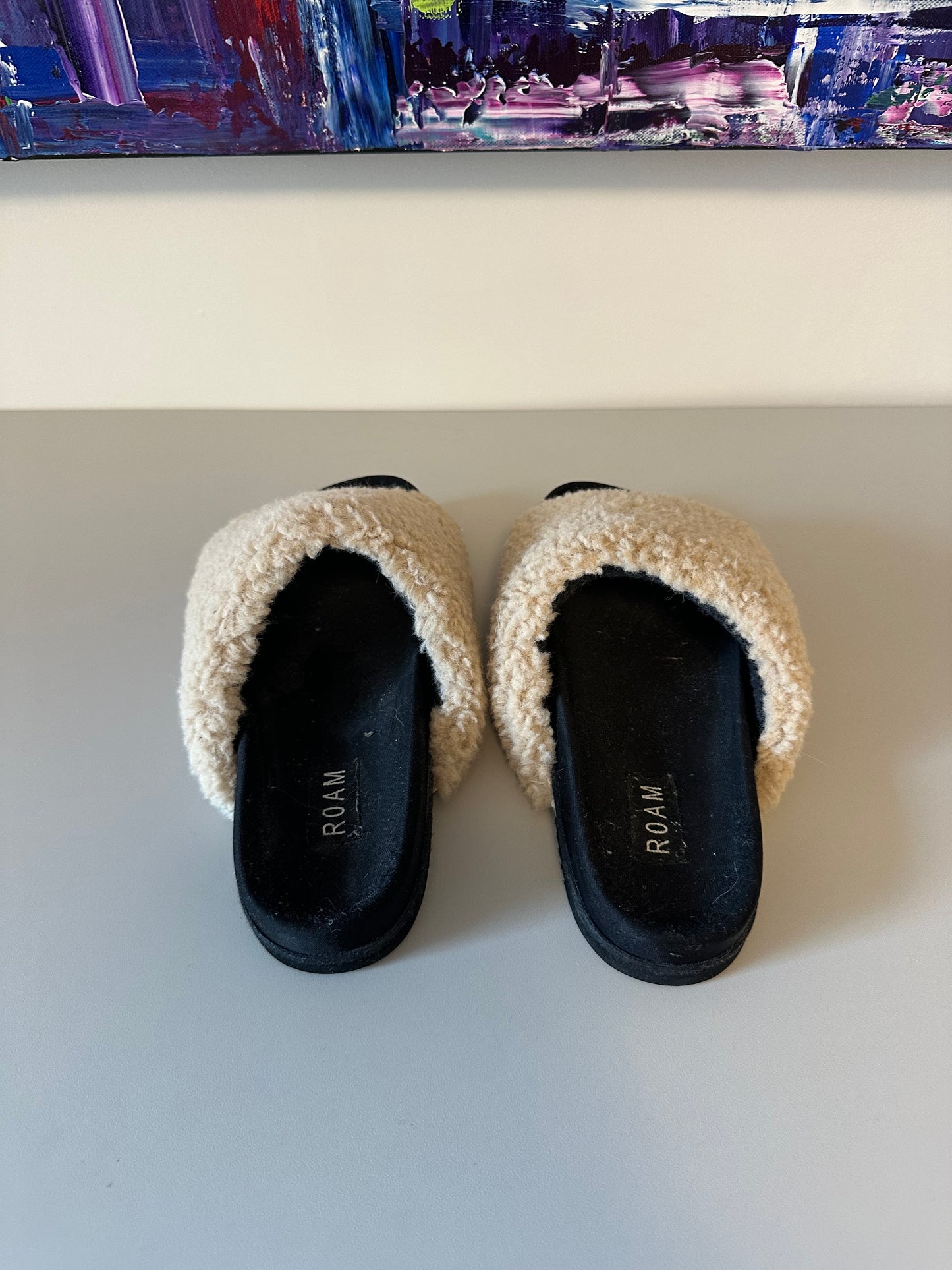 ROAM Cloud Fuzzy Slides in Cream | Size 38