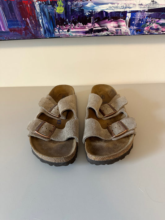 Birkenstock Arizona Soft Footbed Taupe Suede Sandals | Size 39