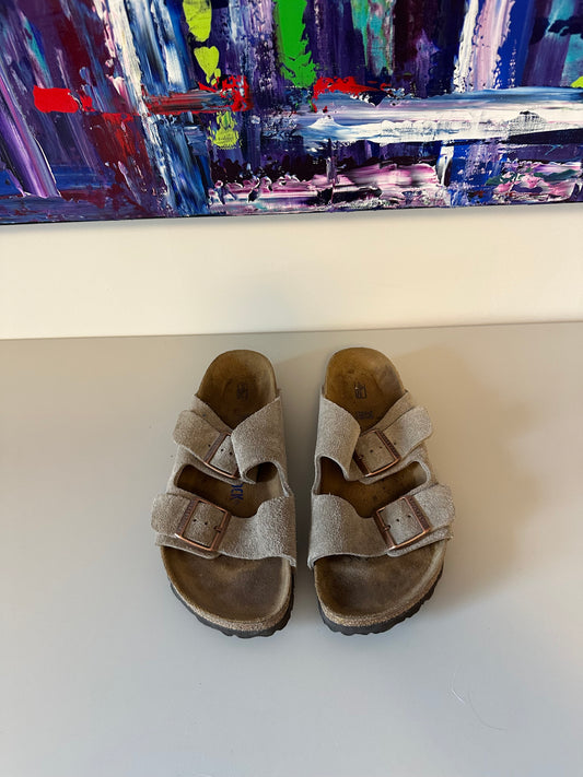 Birkenstock Arizona Soft Footbed Taupe Suede Sandals | Size 39