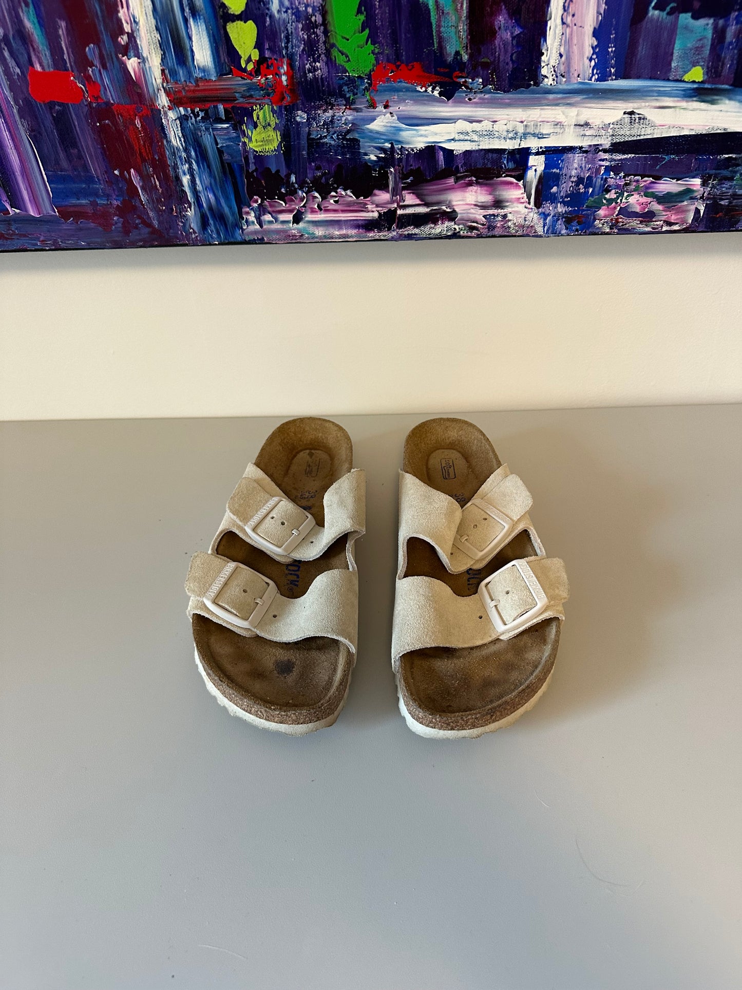 Birkenstock Arizona Soft Footbed Suede Sandals in Beige | Size 38