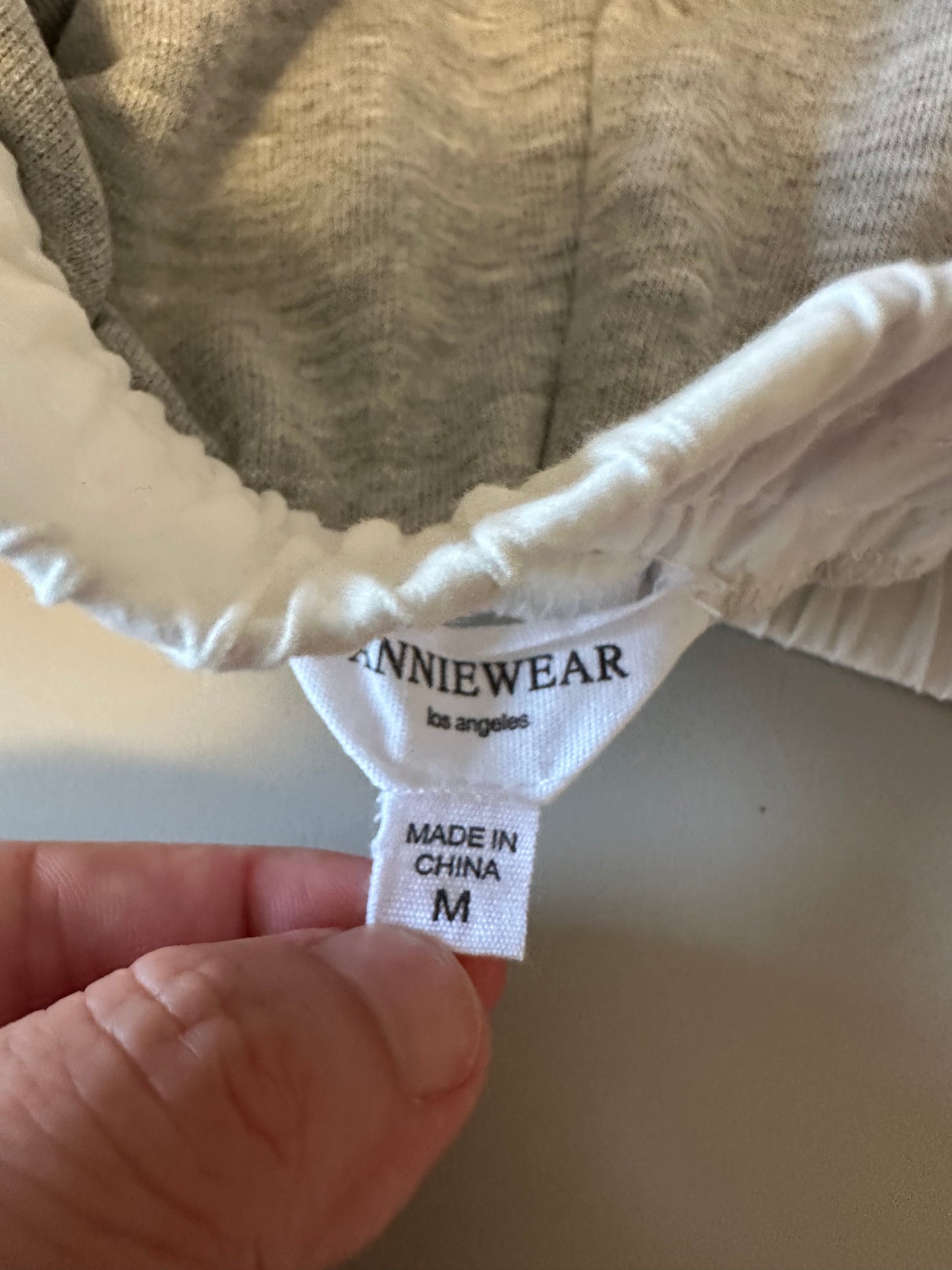 Annie Wear Los Angeles Gray and White Drawstring Sweat Shorts | Size Medium