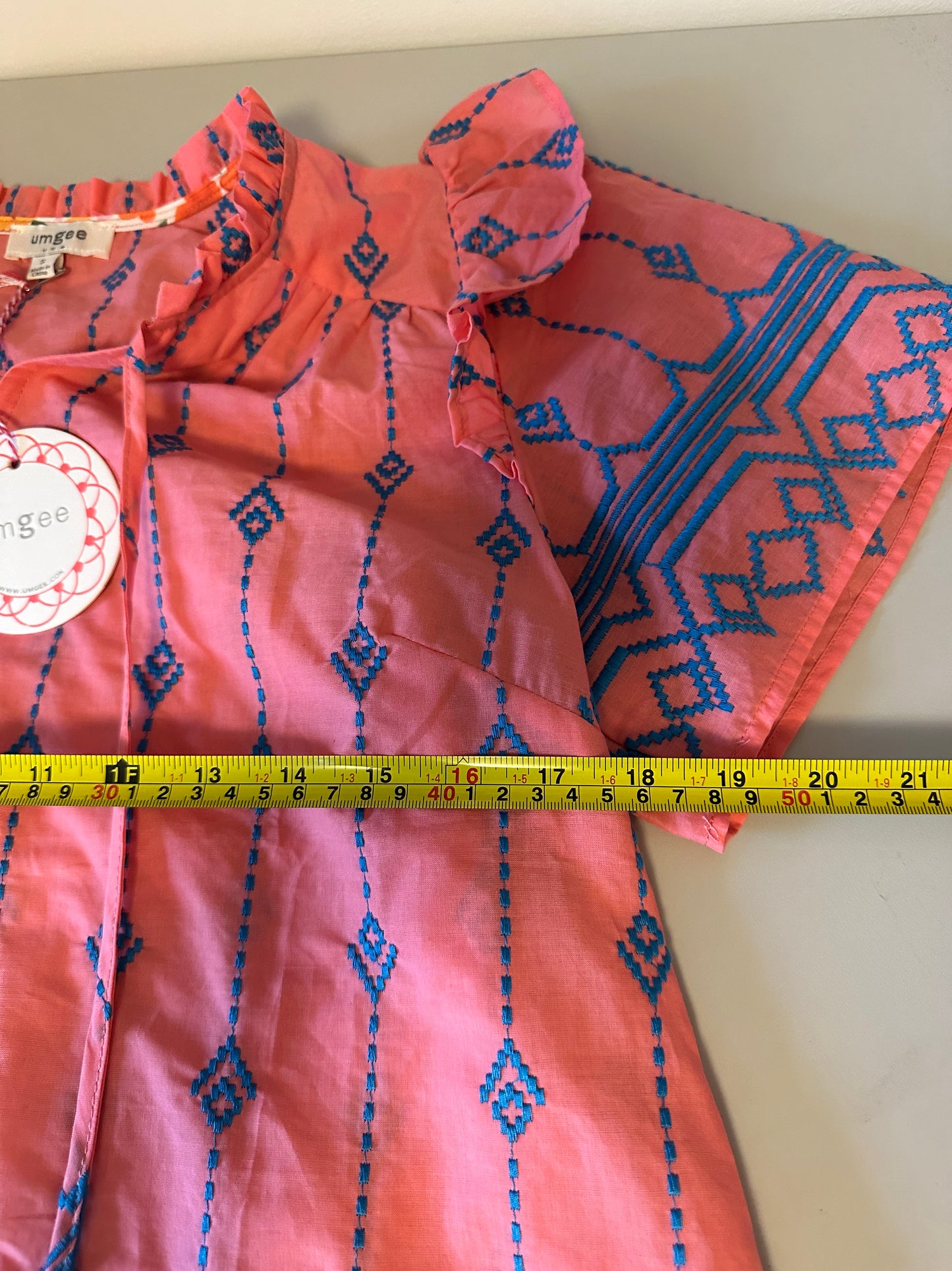 NWT Umgee Coral Pink Embroidered Ruffle Boho Blouse | Size Small
