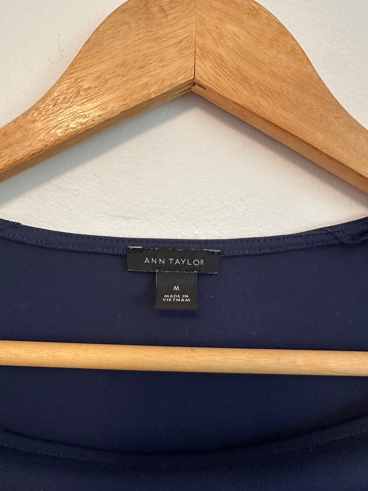 Ann Taylor Navy Blue Square Neck Elbow Sleeve Knit Top | Size Medium