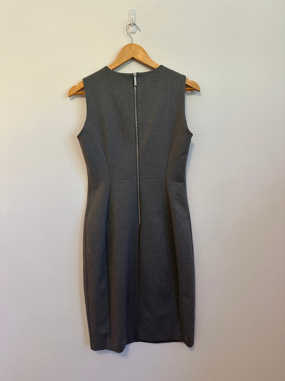 Calvin Klein Gray Sleeveless Sheath Dress with Exposed Zipper | Size 6