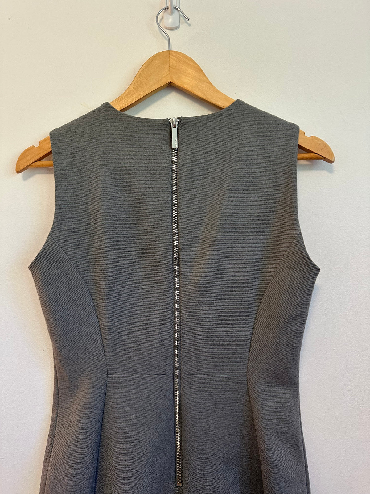 Calvin Klein Gray Sleeveless Sheath Dress with Exposed Zipper | Size 6