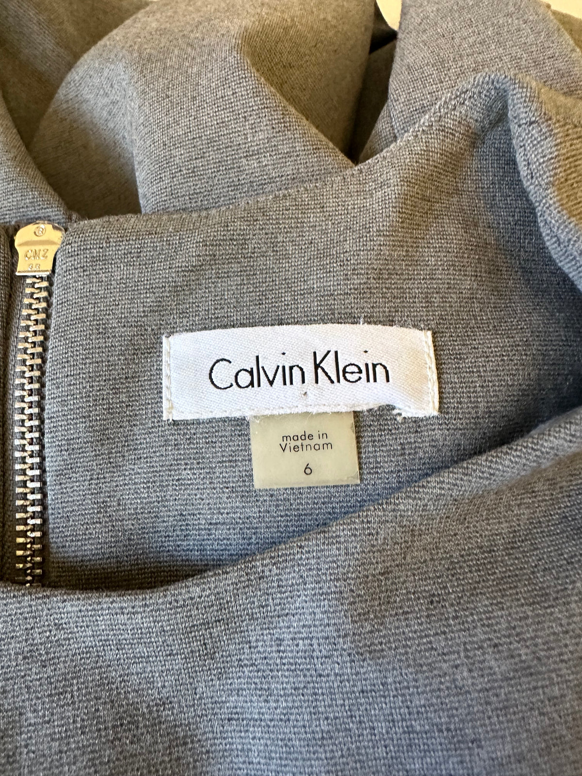 Calvin Klein Gray Sleeveless Sheath Dress with Exposed Zipper | Size 6