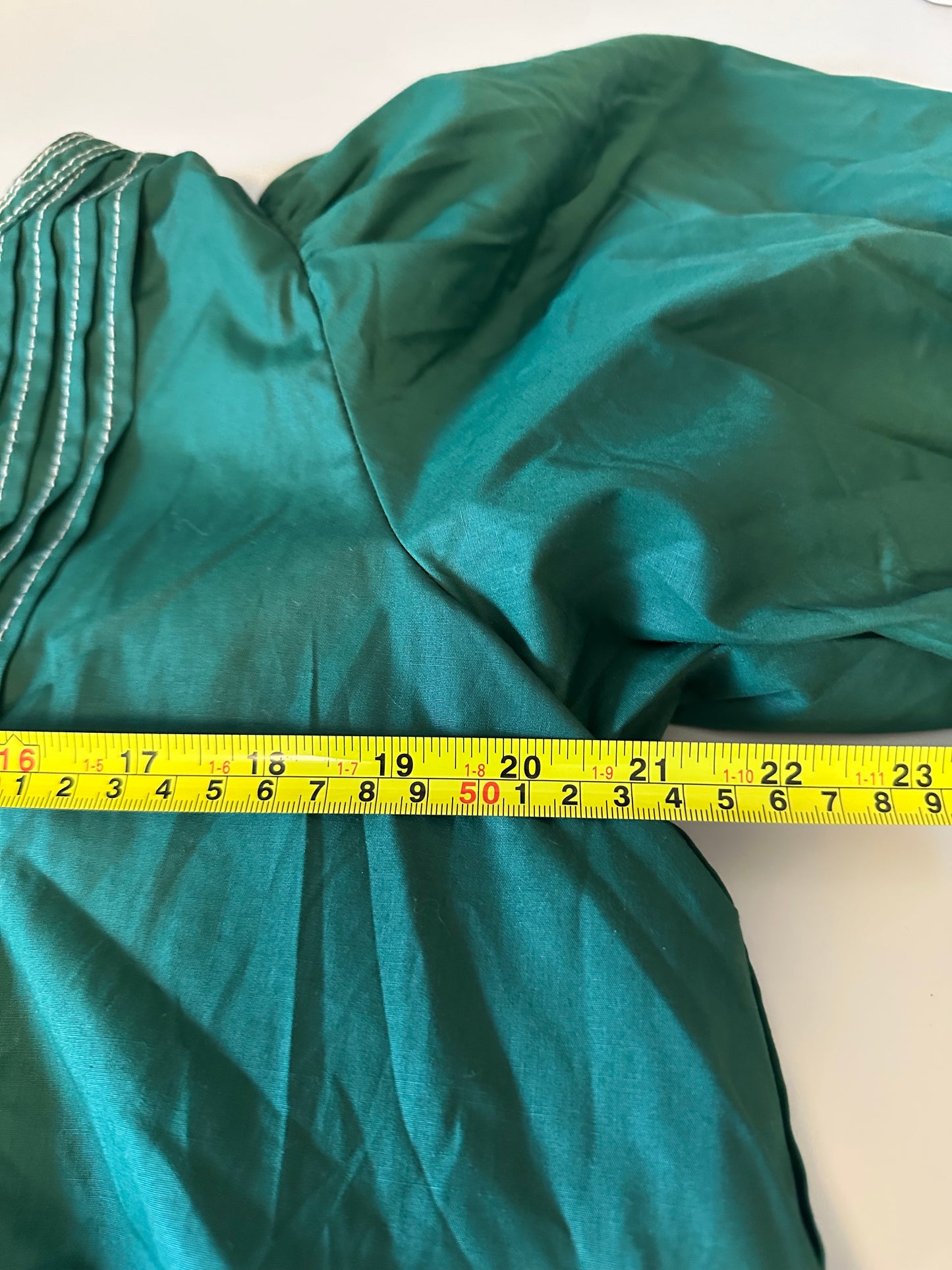 Entro Green Cotton Puff Sleeve Contrast Stitch Split Neck Blouse | Size Small