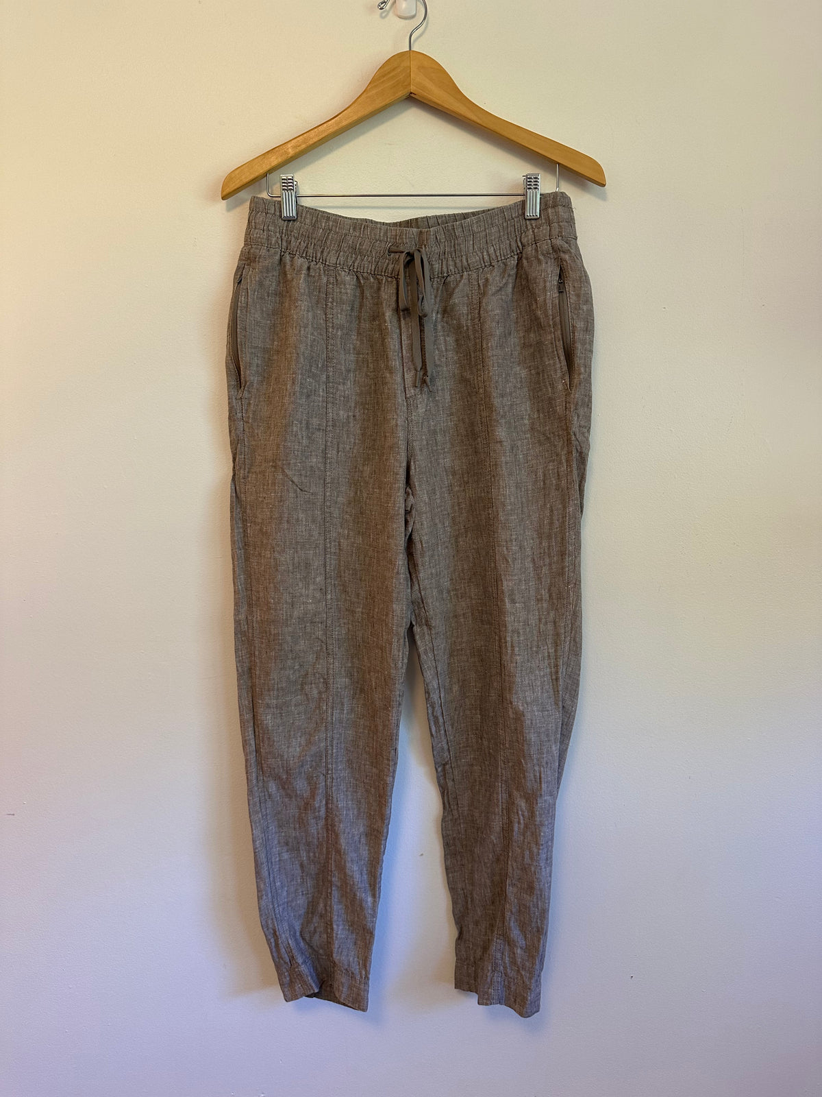 Athleta Elastic Waist Linen Jogger Pants in Brown | Size Medium