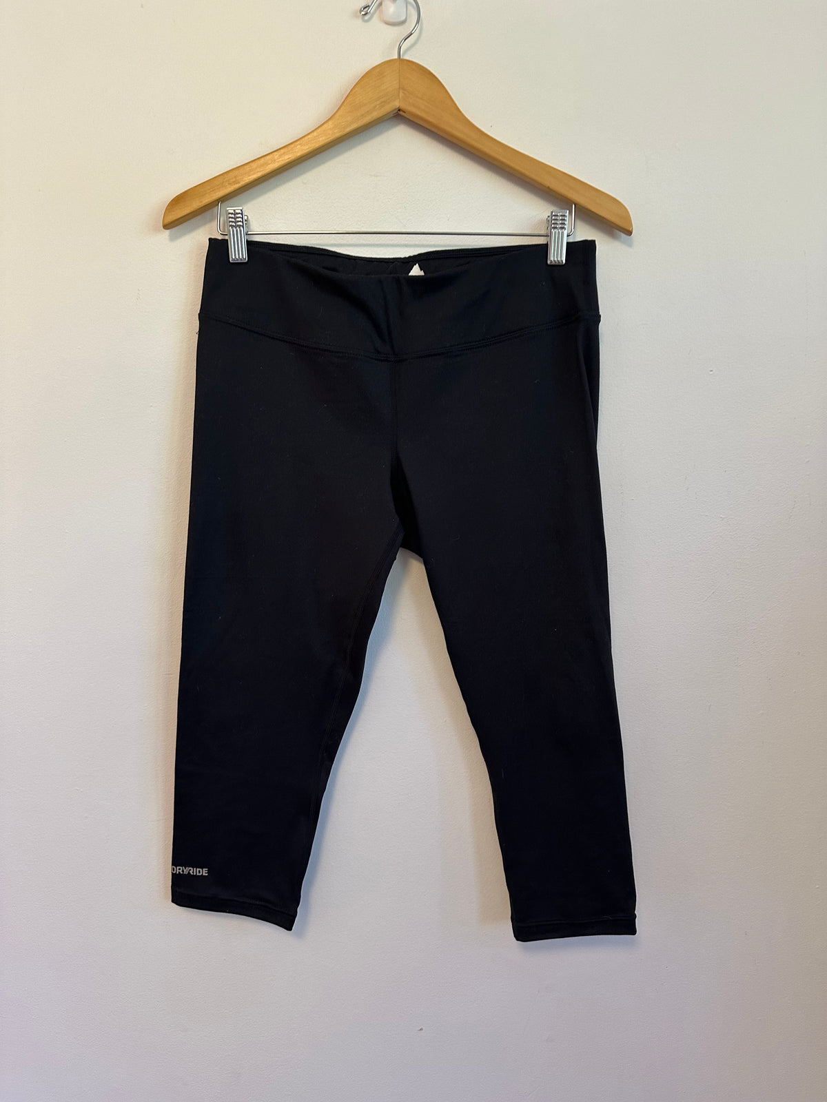 Burton Dryride Black Capri Base Layer Leggings | Size Medium