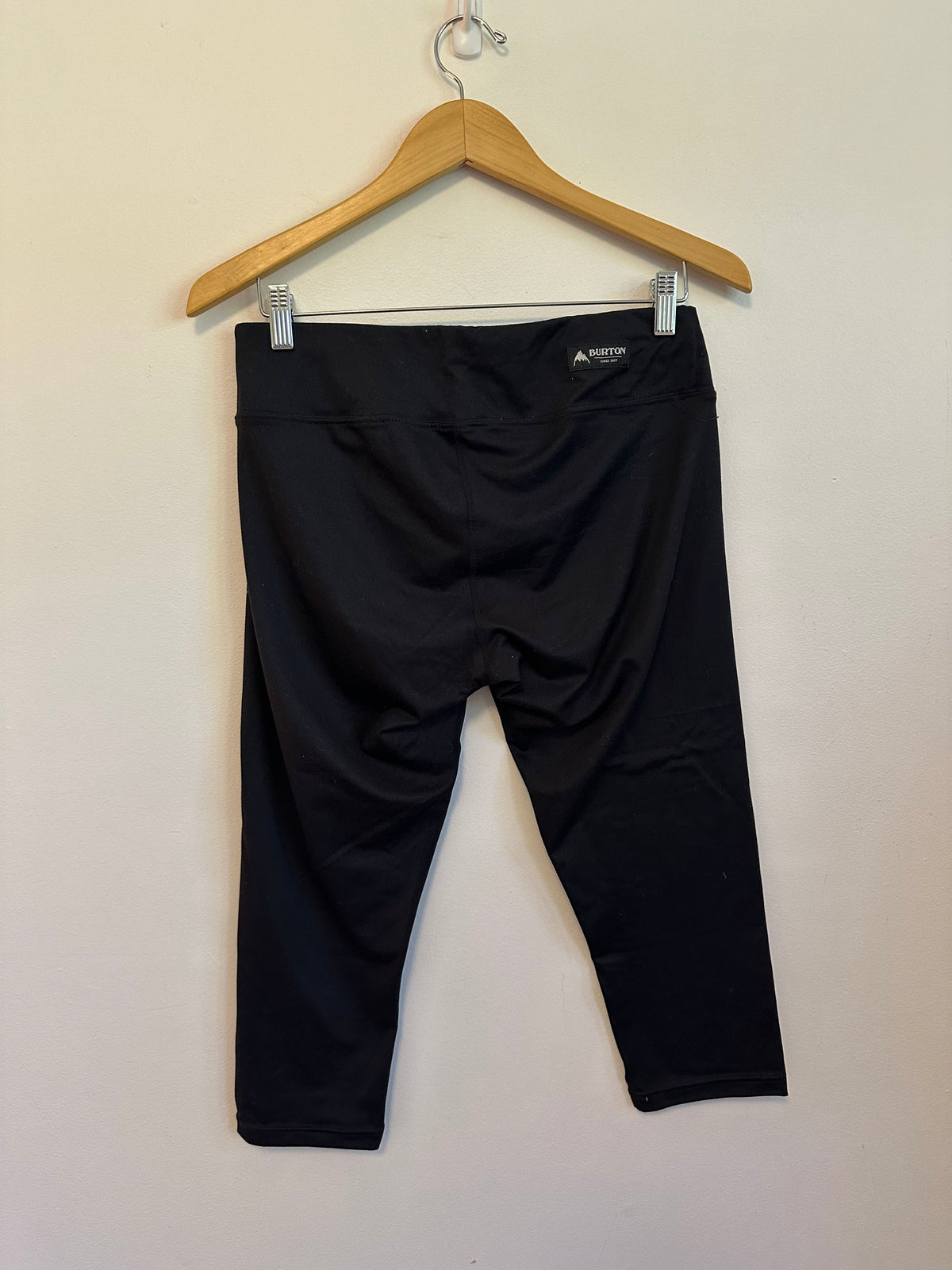 Burton Dryride Black Capri Base Layer Leggings | Size Medium