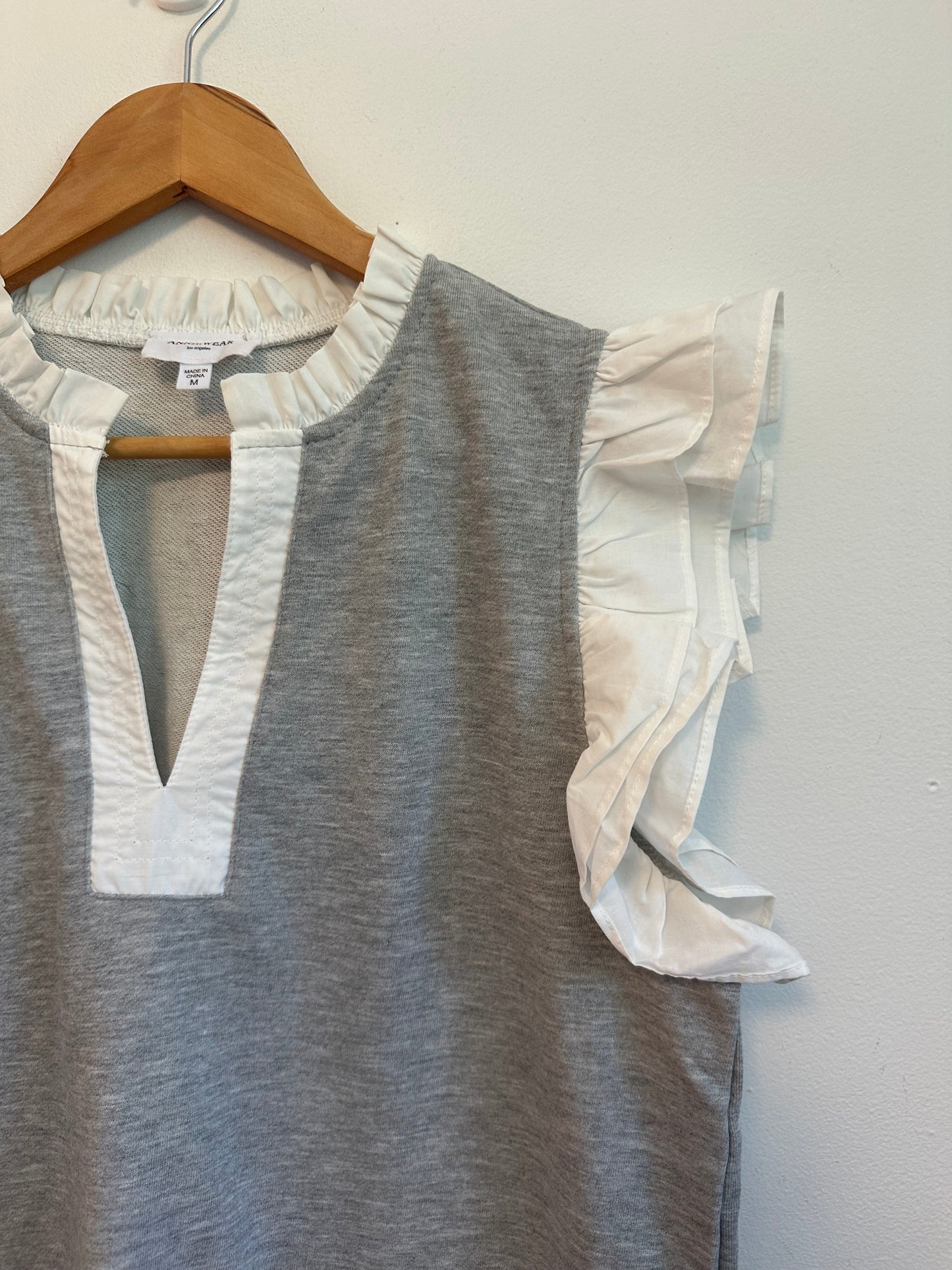 AnnieWear Grey Ruffle Sleeve Split Neck Sleeveless Top | Size Medium
