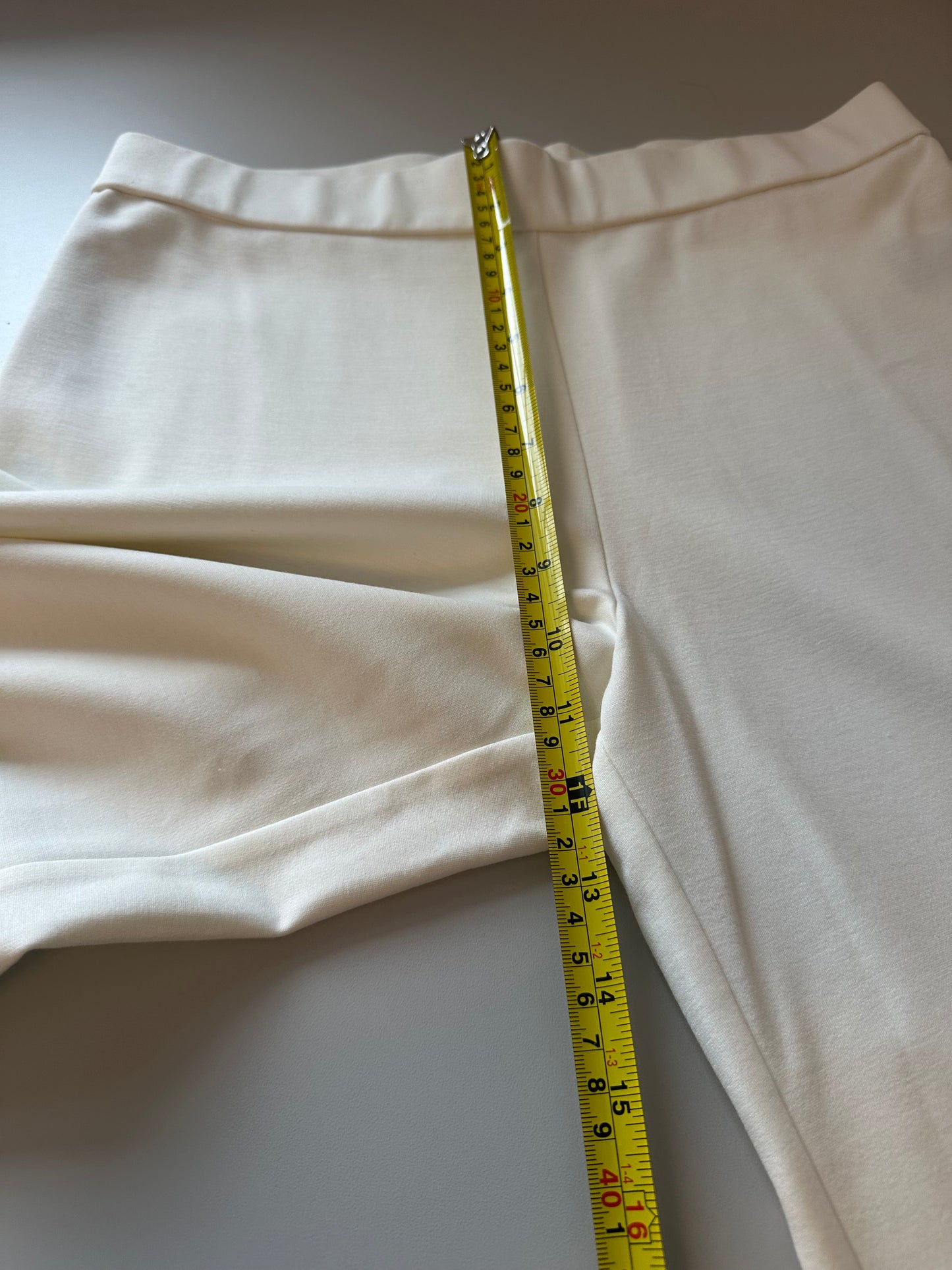 Natori Cream Pull On Cropped Wide Leg Pants | Size Medium