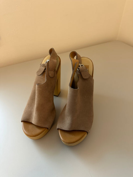 Dolce Vita Tan Suede Platform Sandals | Size 7