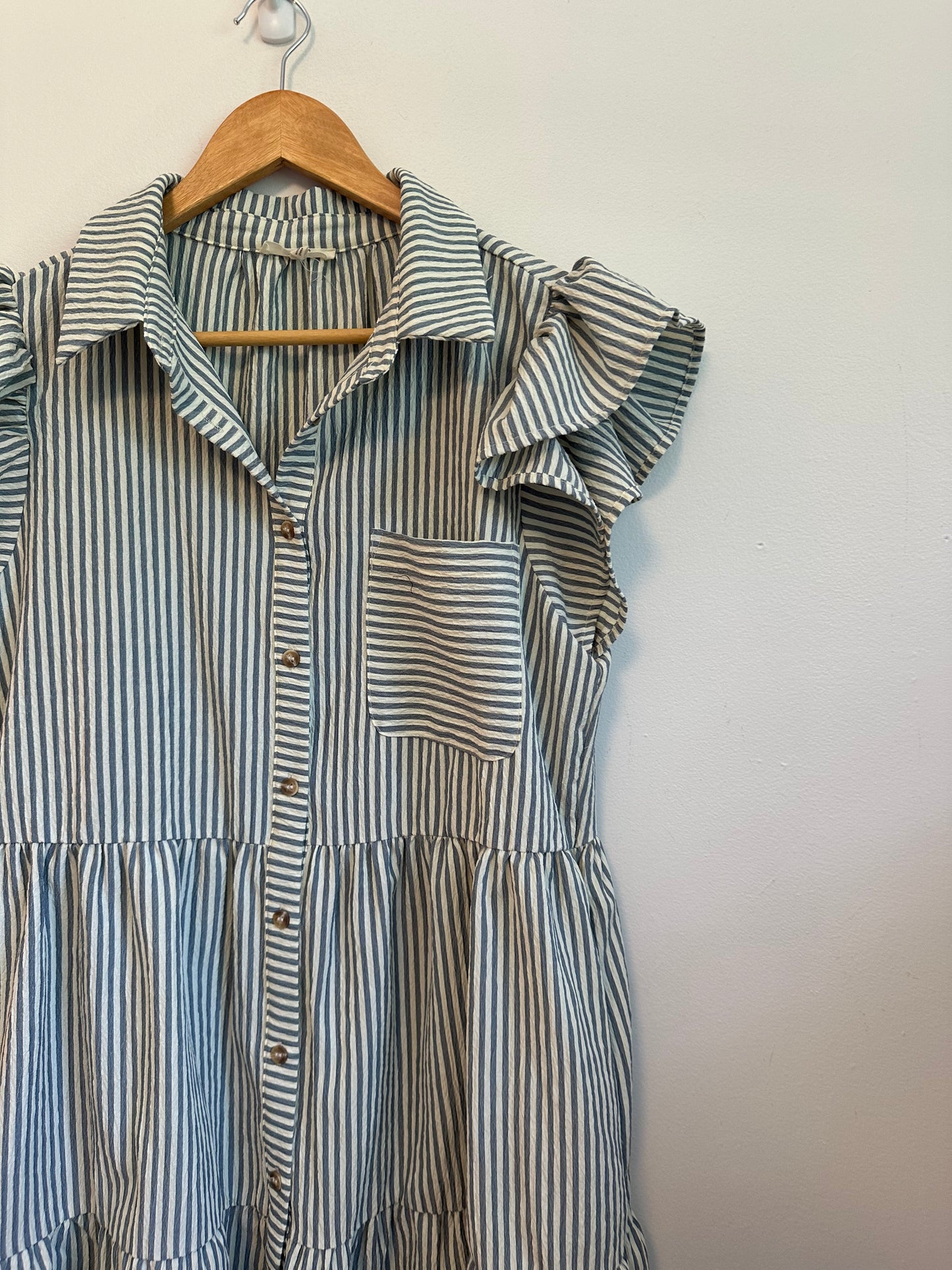 Easel Los Angeles Striped Ruffle Sleeve Button Down Tiered Babydoll Dress | Size Medium