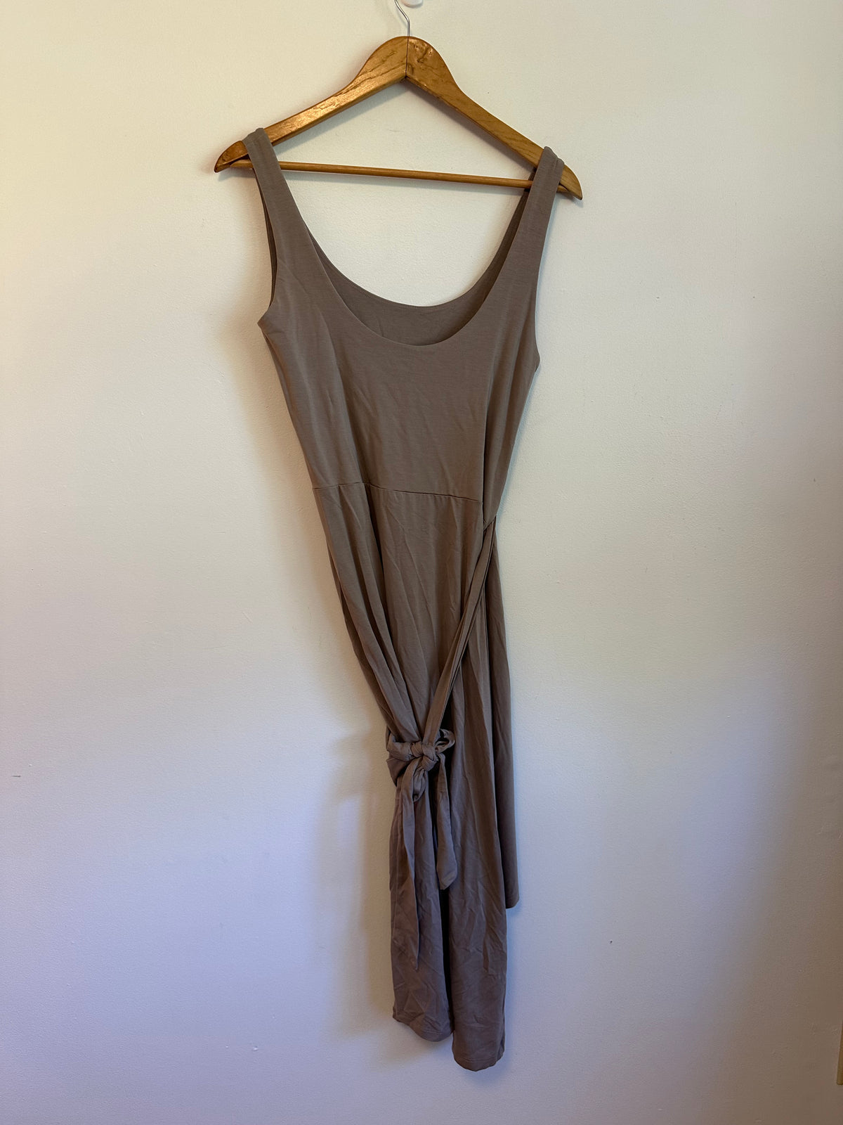 Taupe Mauve Sleeveless Wrap Midi Dress Scoop Neck Side Tie Tulip Hem