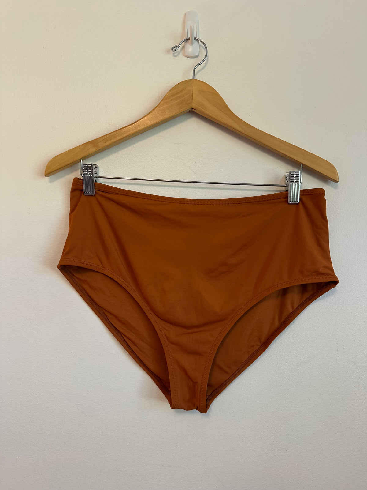 Andie Swim High Waisted Bikini Bottoms in Terracotta Burnt Orange | Size Large