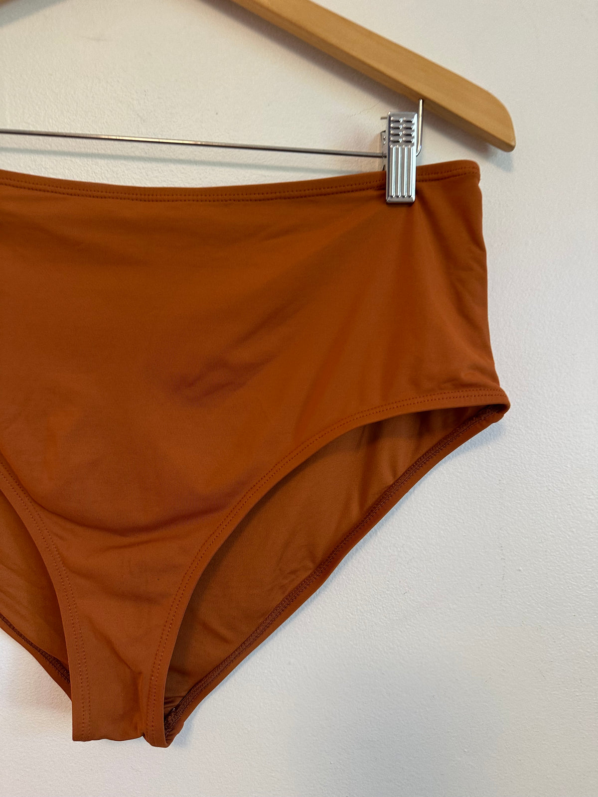 Andie Swim High Waisted Bikini Bottoms in Terracotta Burnt Orange | Size Large