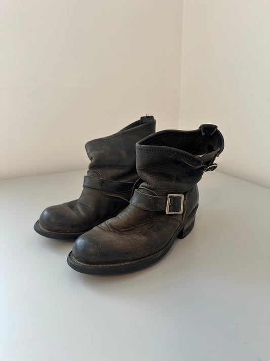Frye Vintage Veronica Booties in Distressed Black Leather | Size 7