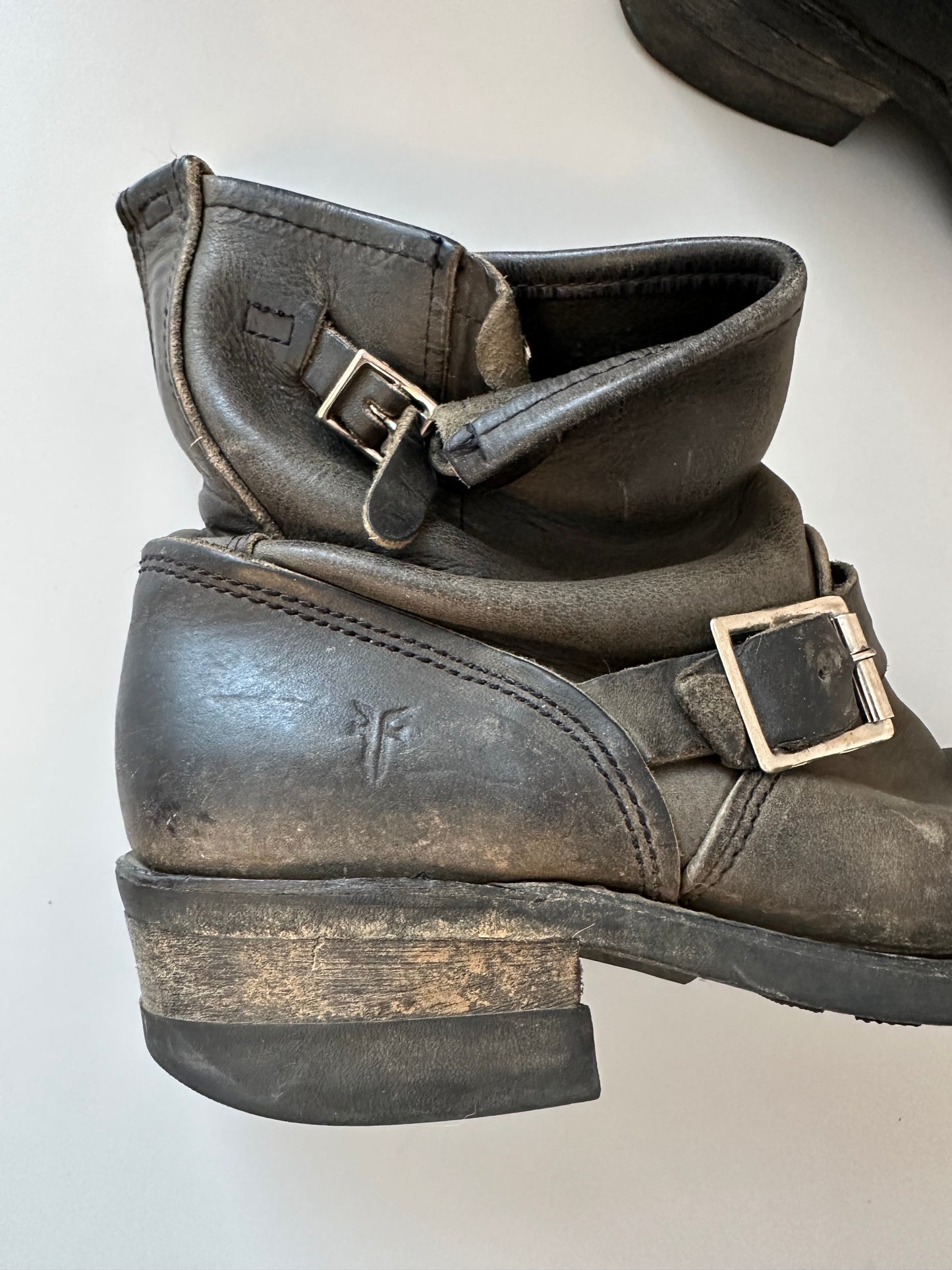 Frye Vintage Veronica Booties in Distressed Black Leather | Size 7